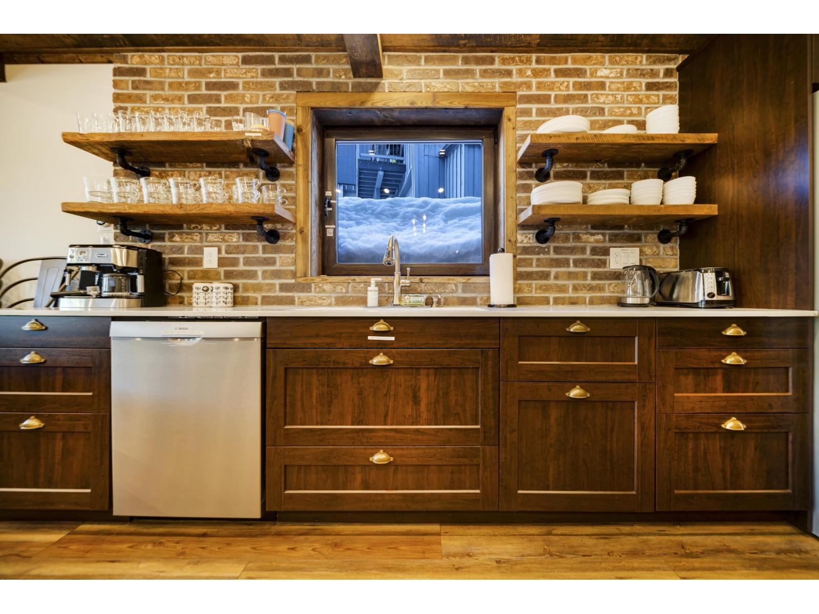 #1 20942 Snowflake Crescent Property Photo 11