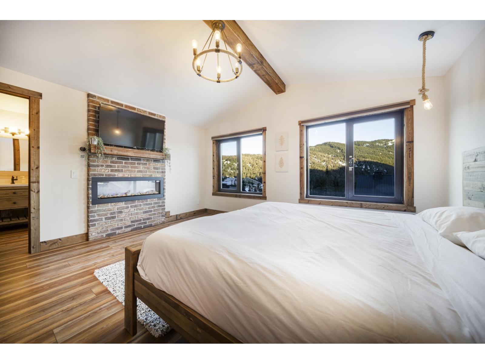 #1 20942 Snowflake Crescent Property Photo 17