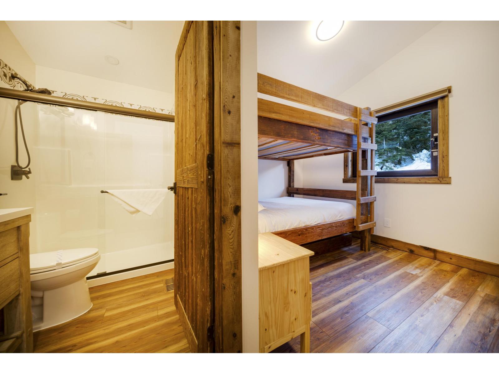 #1 20942 Snowflake Crescent Property Photo 24