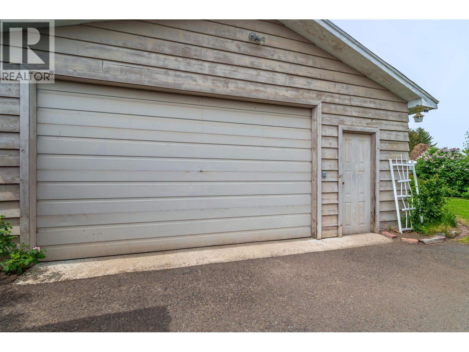 240 Dogwood Avenue Property Photo 17