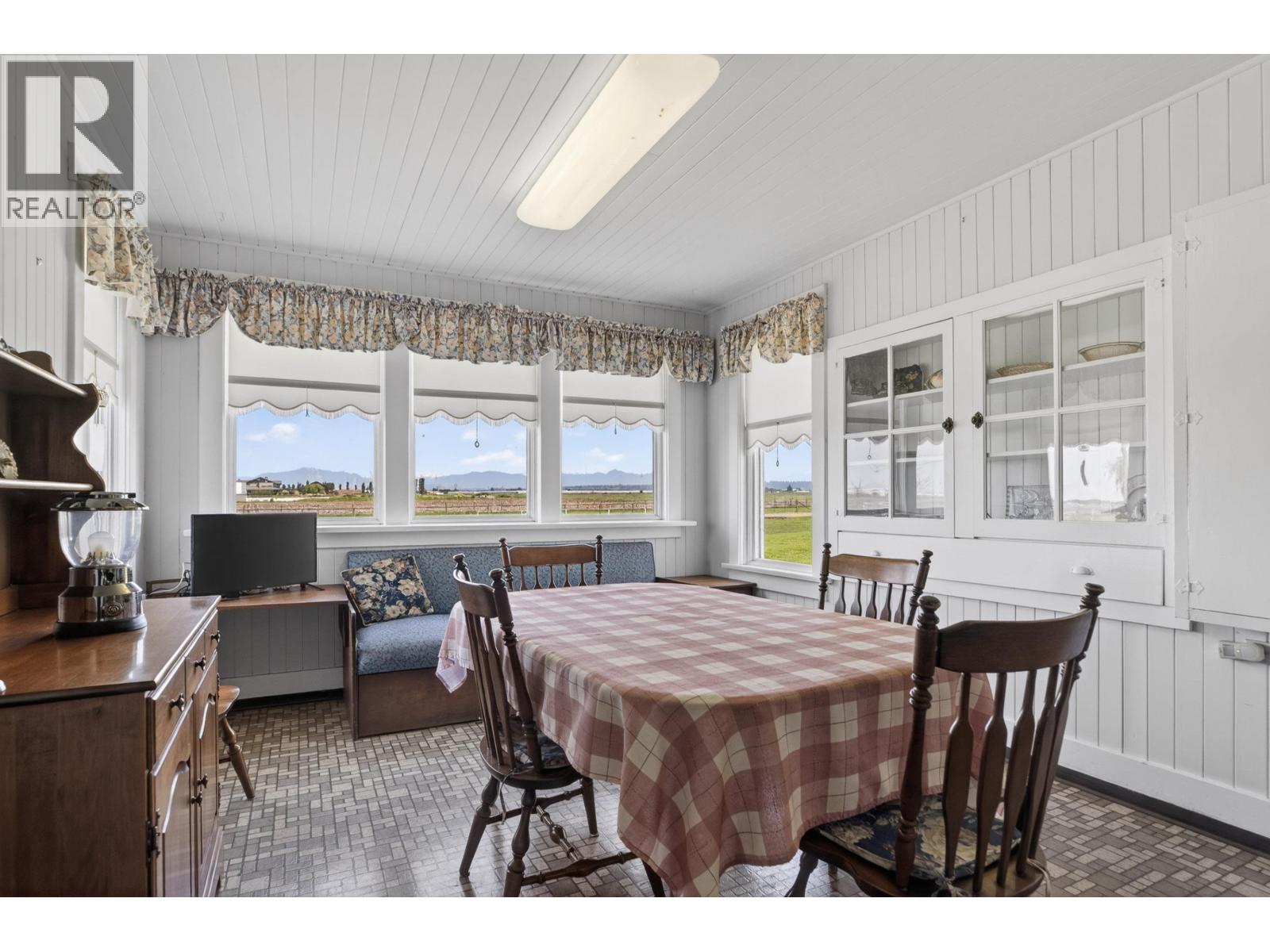 3706 88 Street Property Photo 11