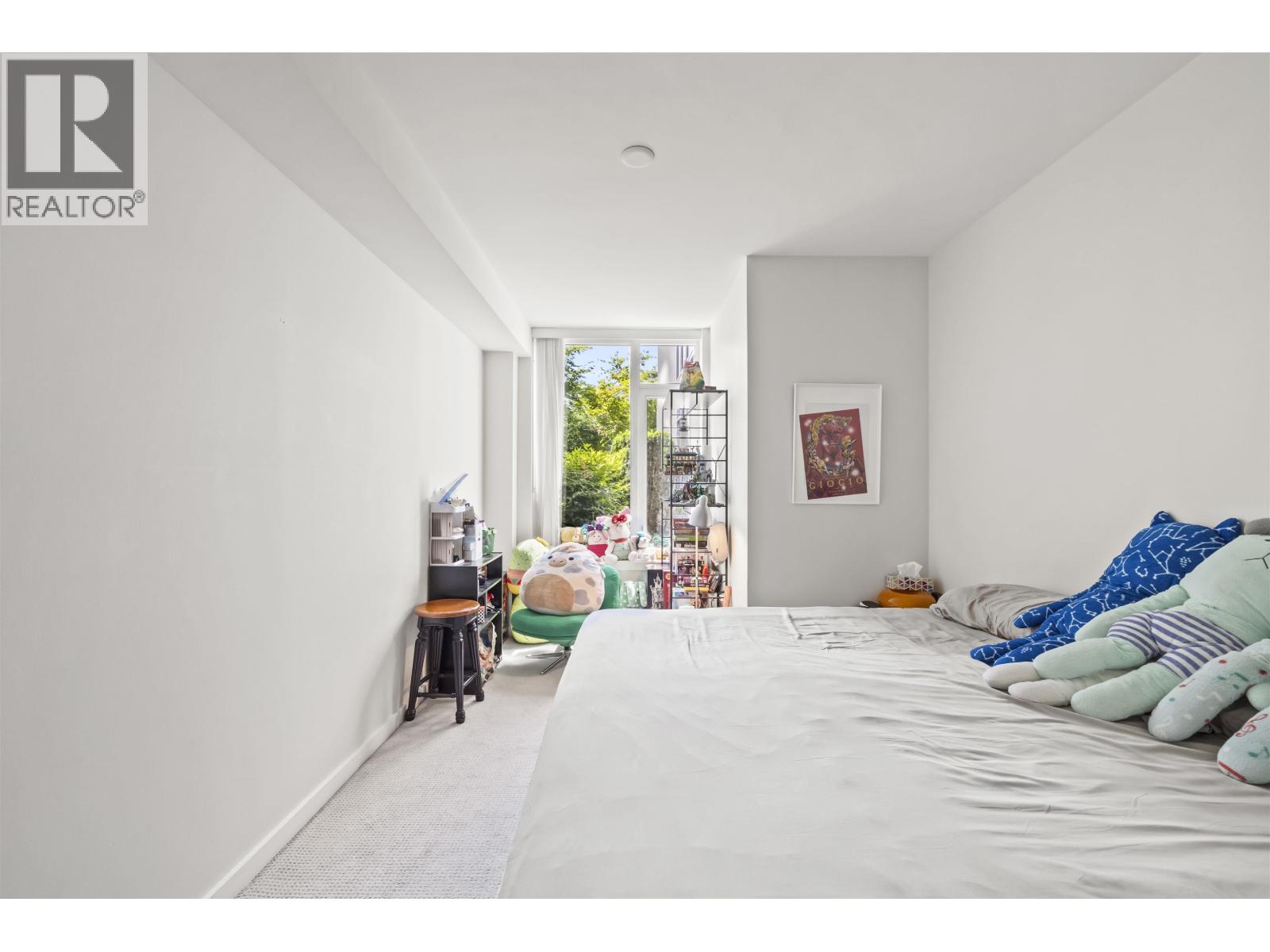 515 8688 Hazelbridge Way Property Photo 10