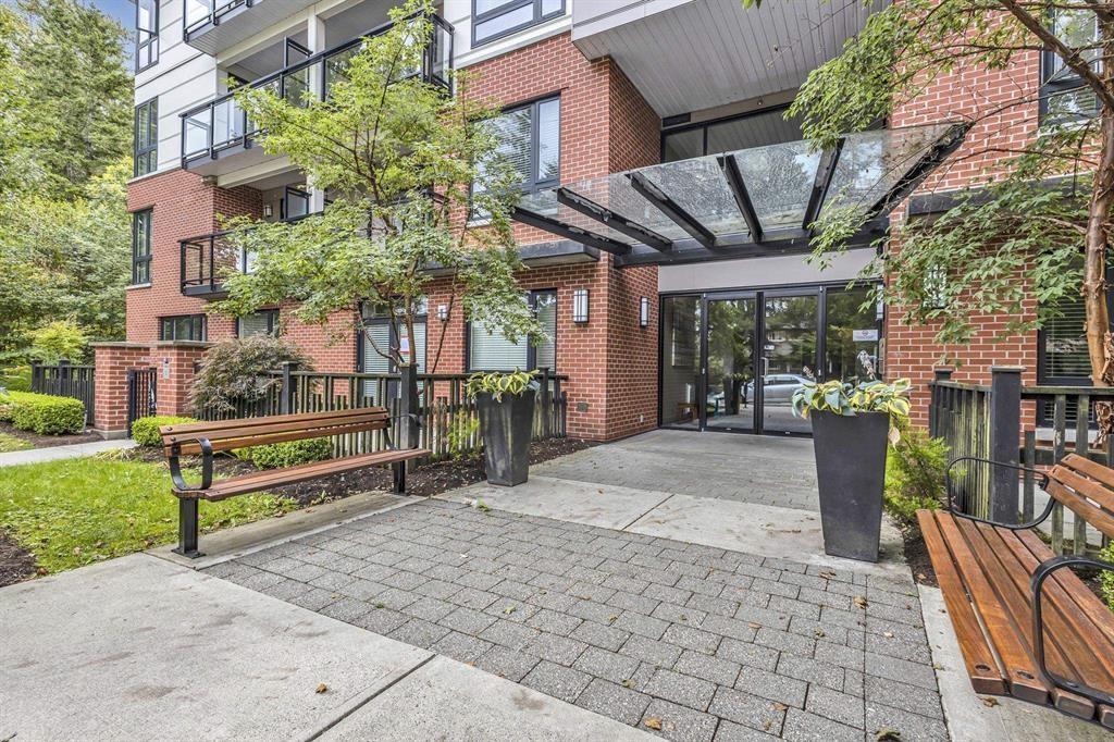 413 14358 60 Avenue Property Photo 3