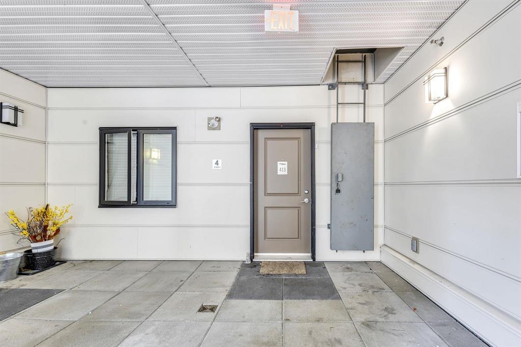 413 14358 60 Avenue Property Photo 6