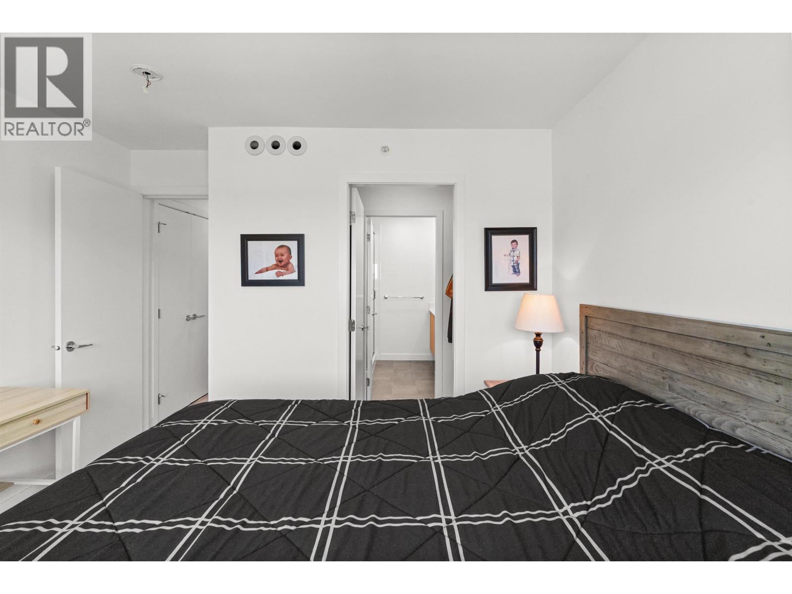 39 4292 Wolf Way Property Photo 29