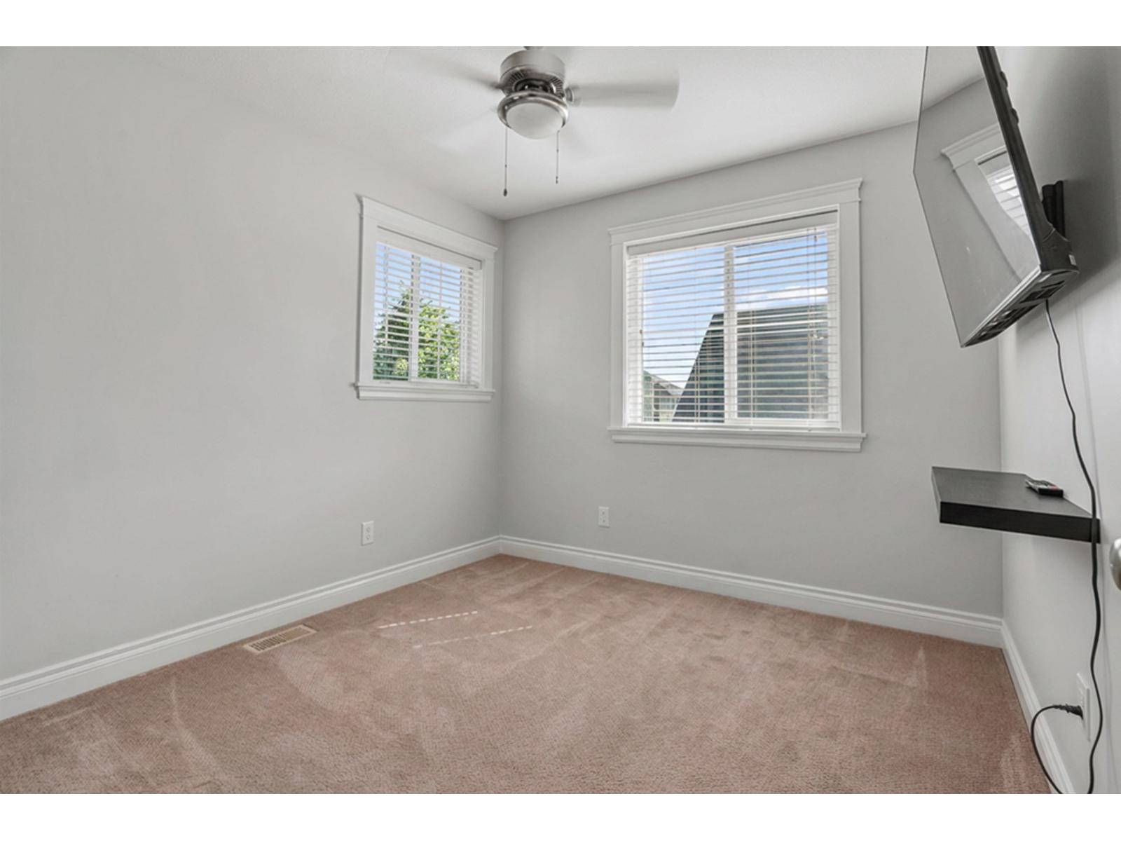6143 Rexford Drive Property Photo 23