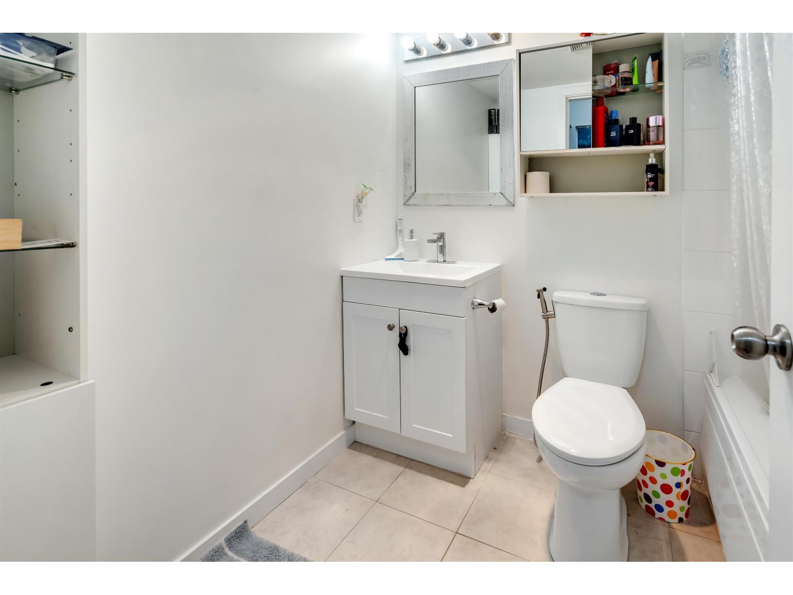 308 9688 148 Street Property Photo 39