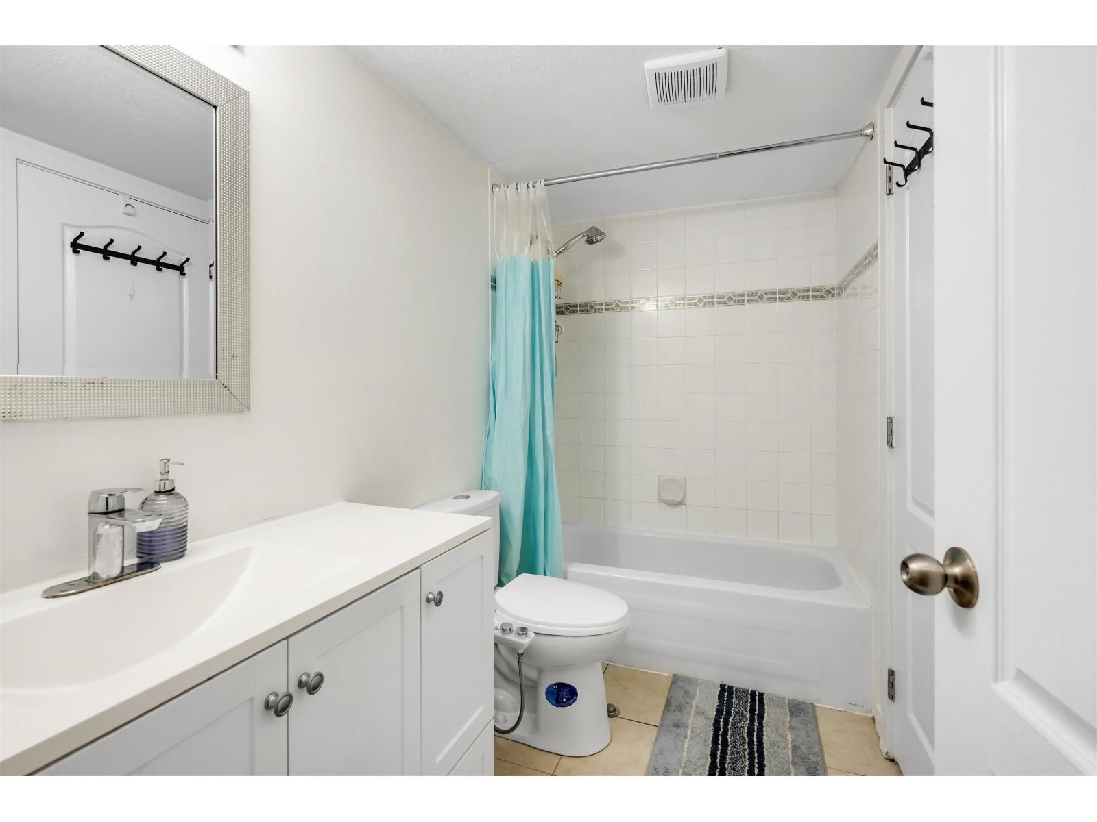 308 9688 148 Street Property Photo 40