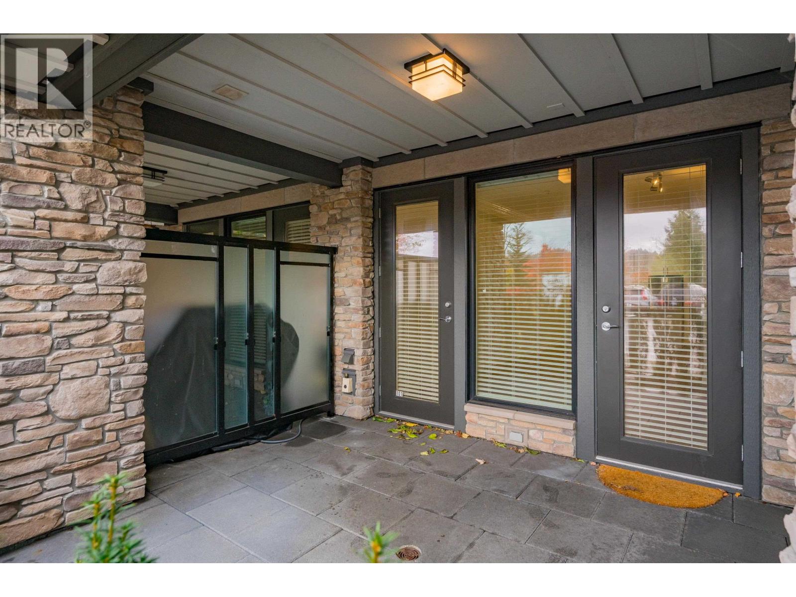101 5099 Springs Boulevard Property Photo 18