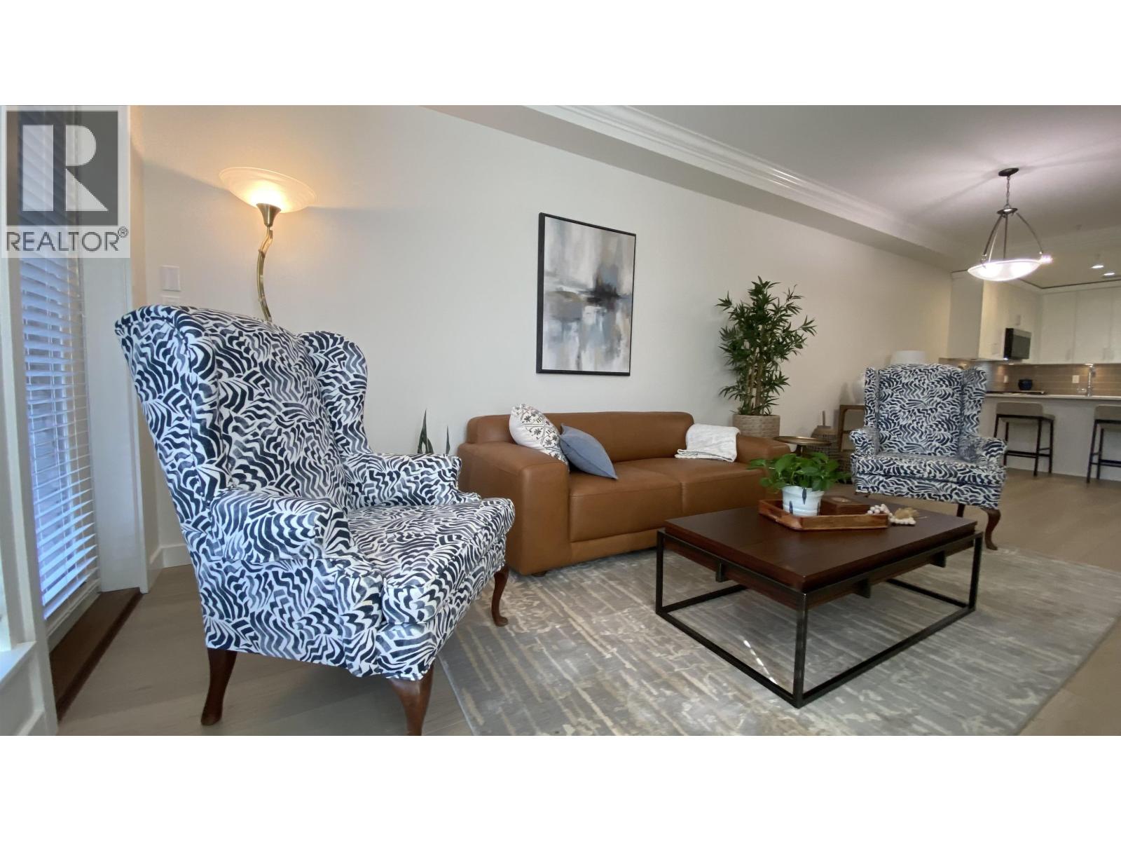 101 5099 Springs Boulevard Property Photo 5