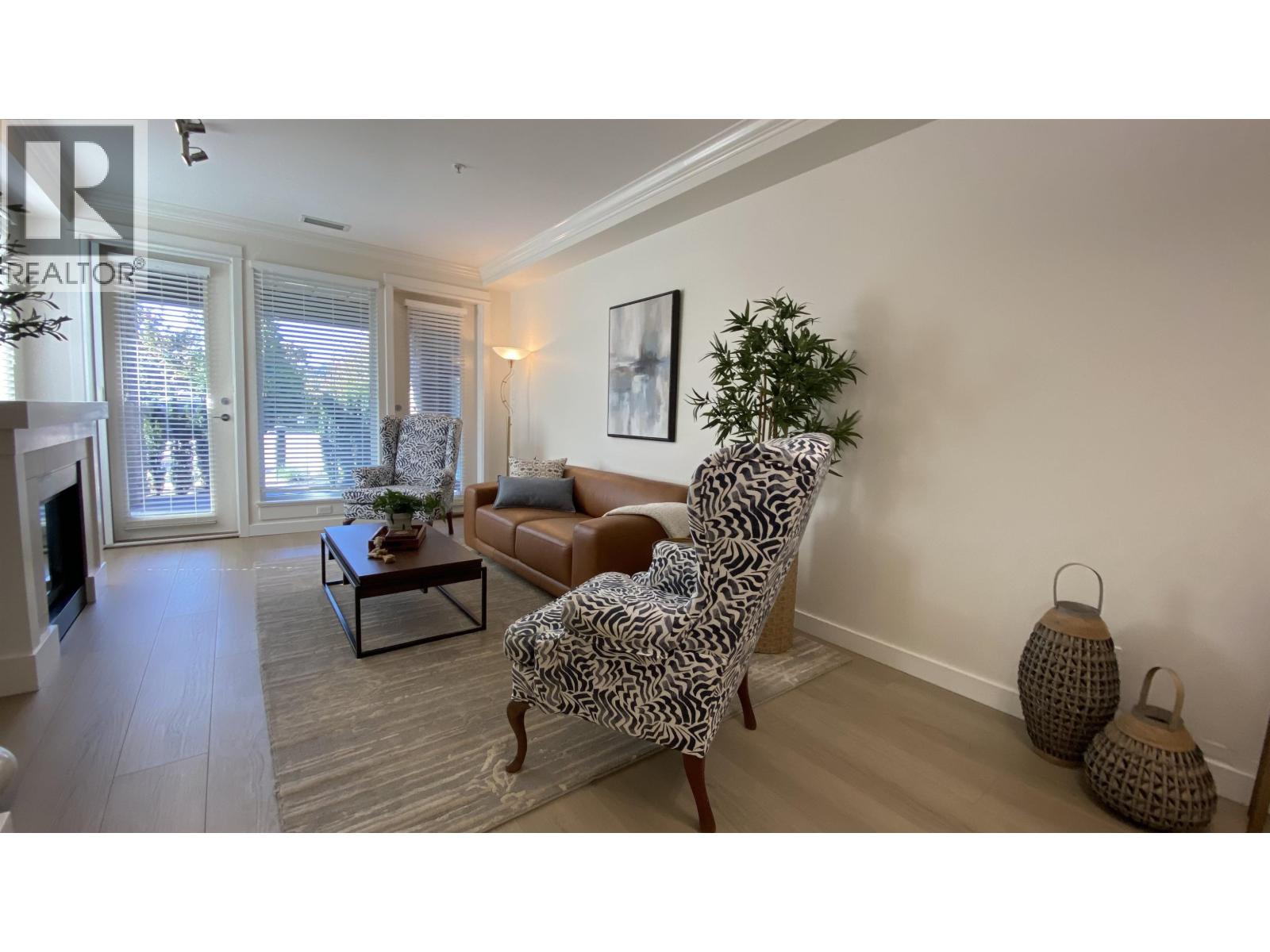 101 5099 Springs Boulevard Property Photo 7