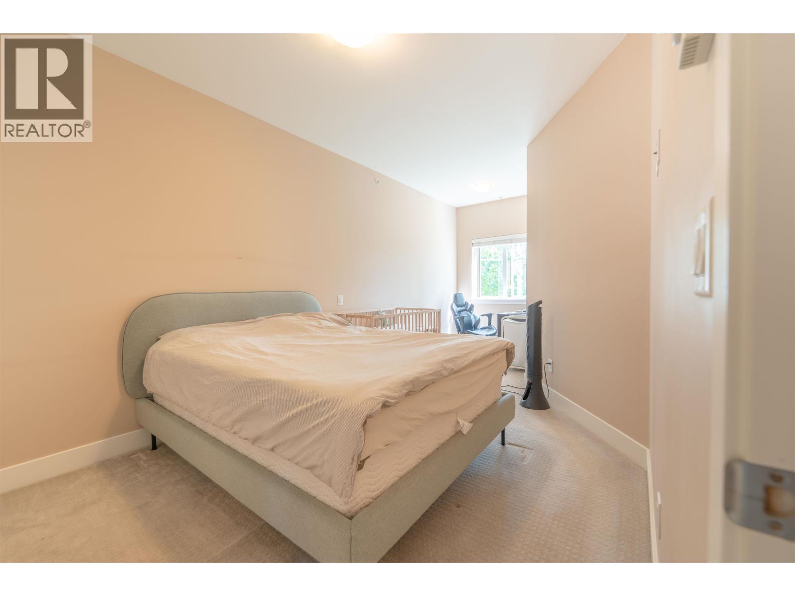 205 2263 Triumph Street Property Photo 14