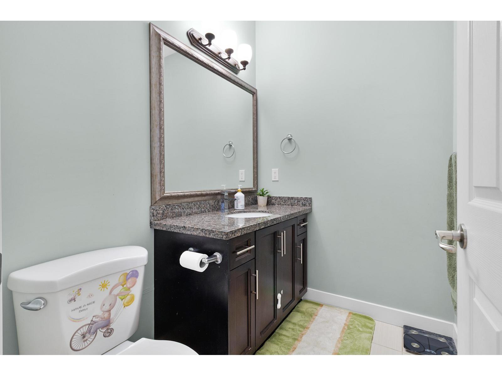 42 9405 121 Street Property Photo 11