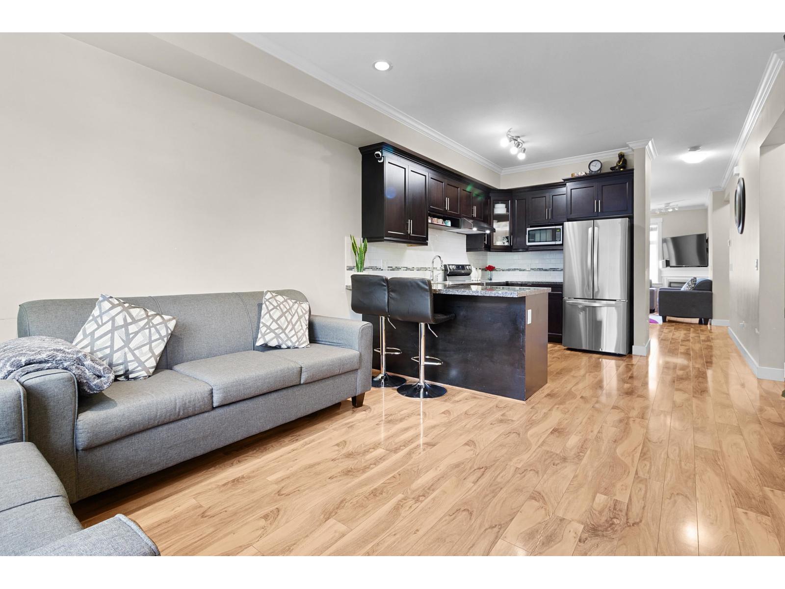 42 9405 121 Street Property Photo 17