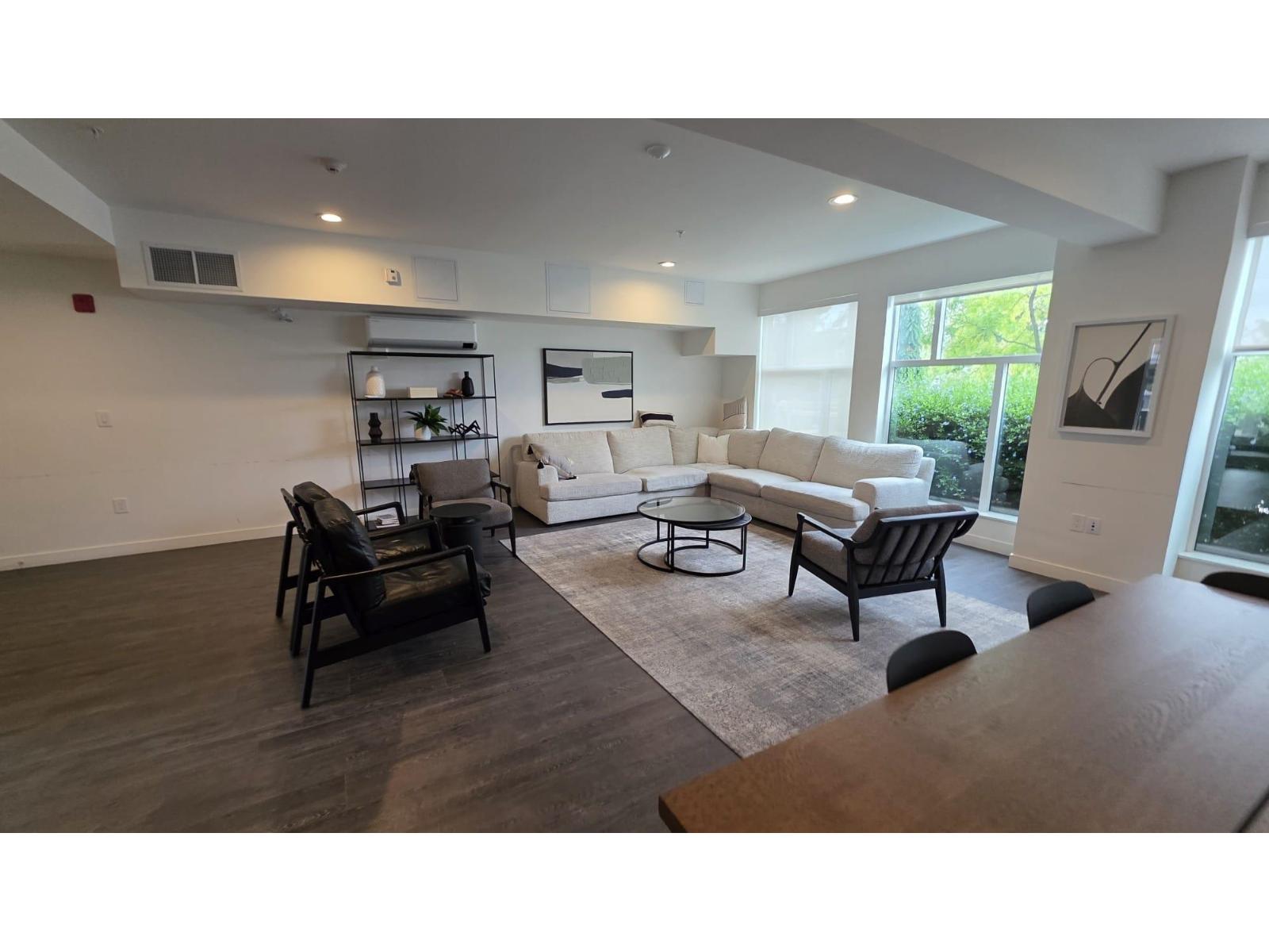 A114 20834 80 Avenue Property Photo 10