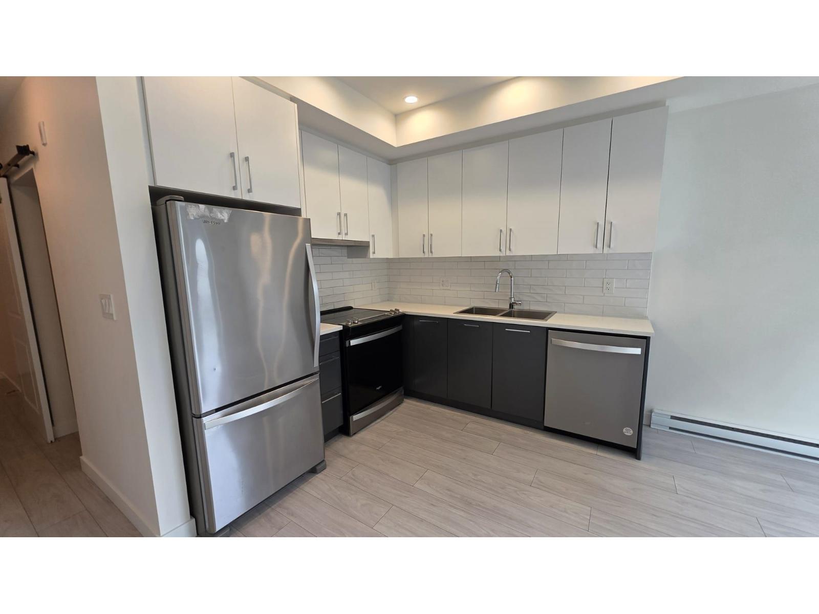 A114 20834 80 Avenue Property Photo 23