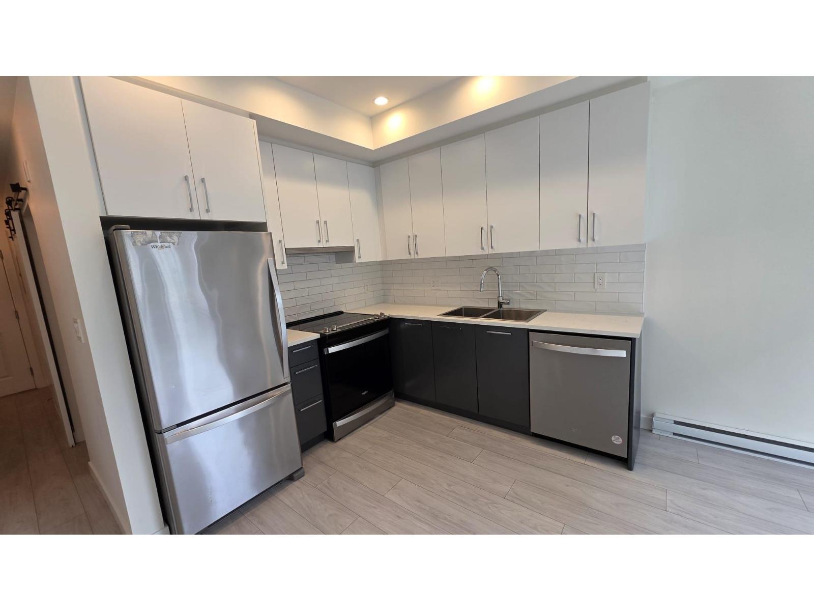 A114 20834 80 Avenue Property Photo 31