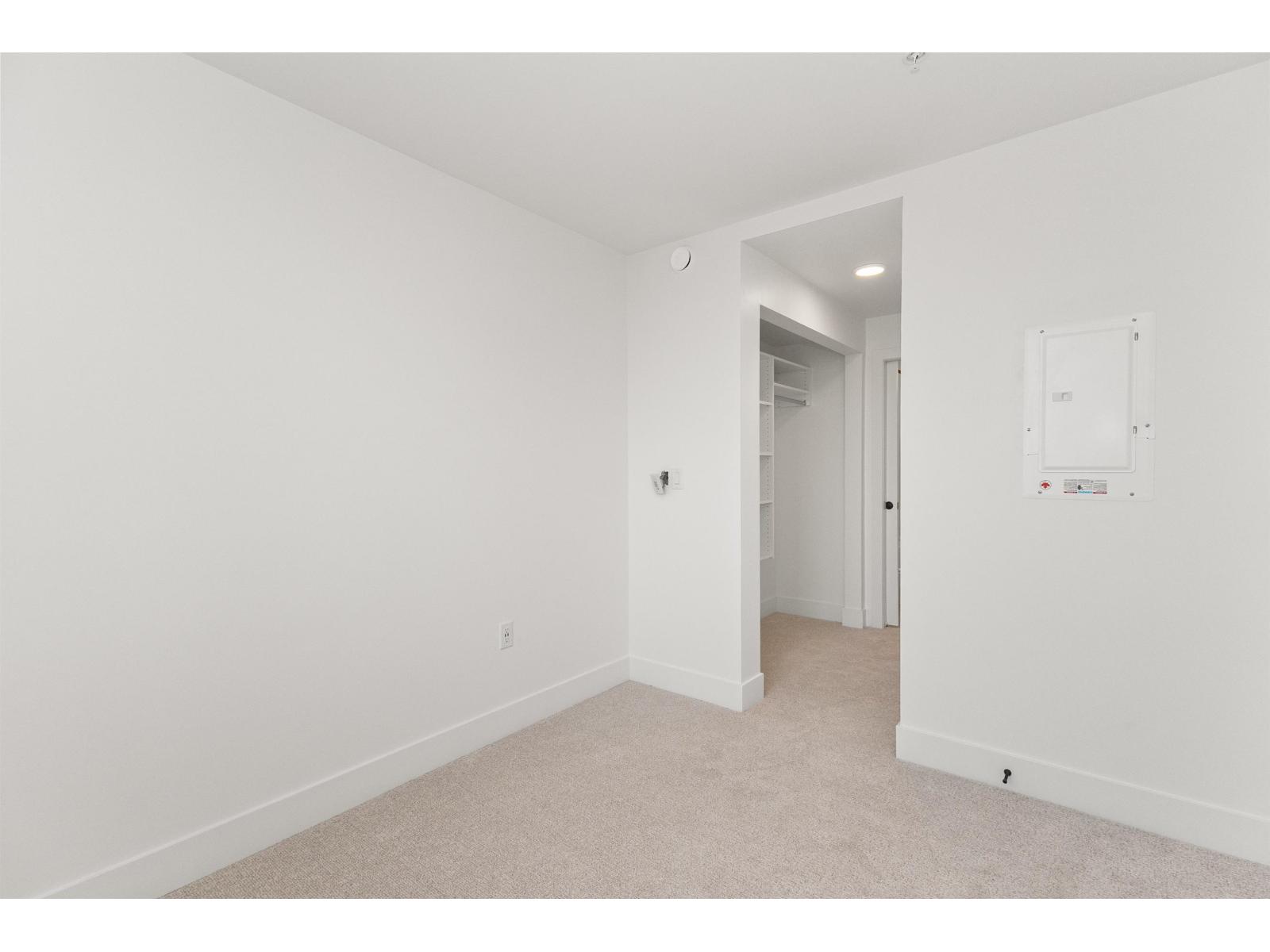 614 20769 Fraser Highway Property Photo 5