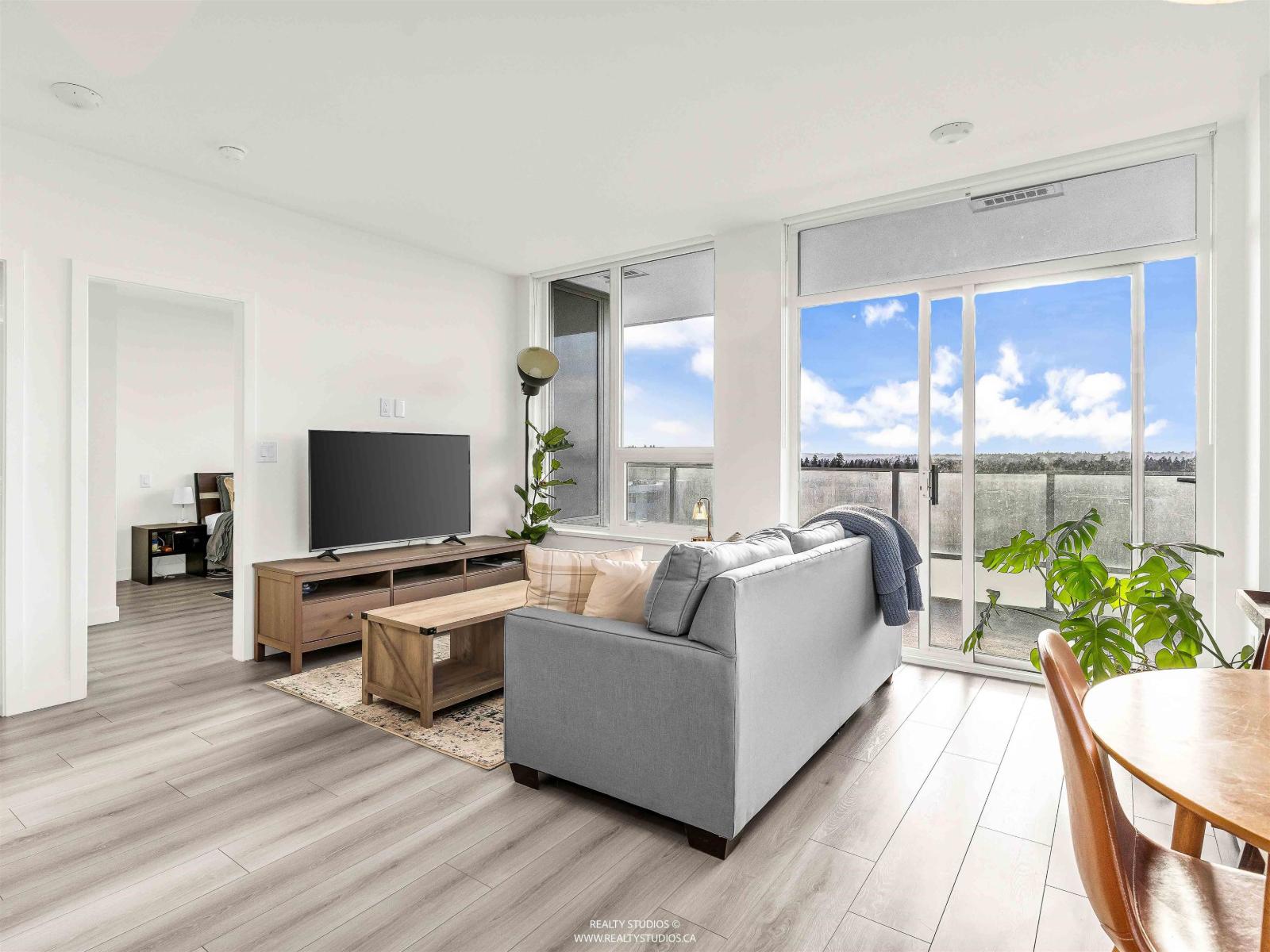 608 8551 201 Street Property Photo 7