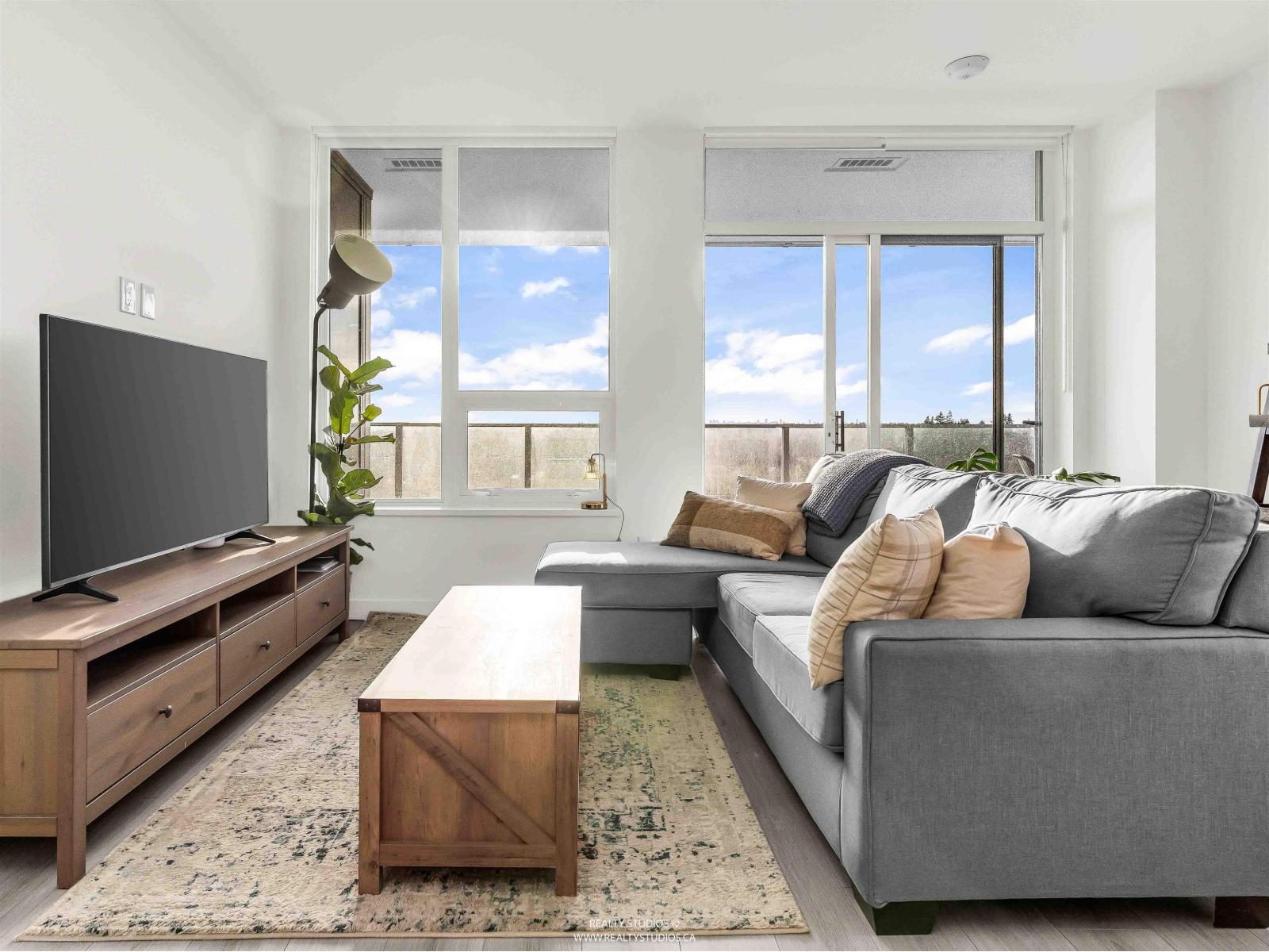 608 8551 201 Street Property Photo 9