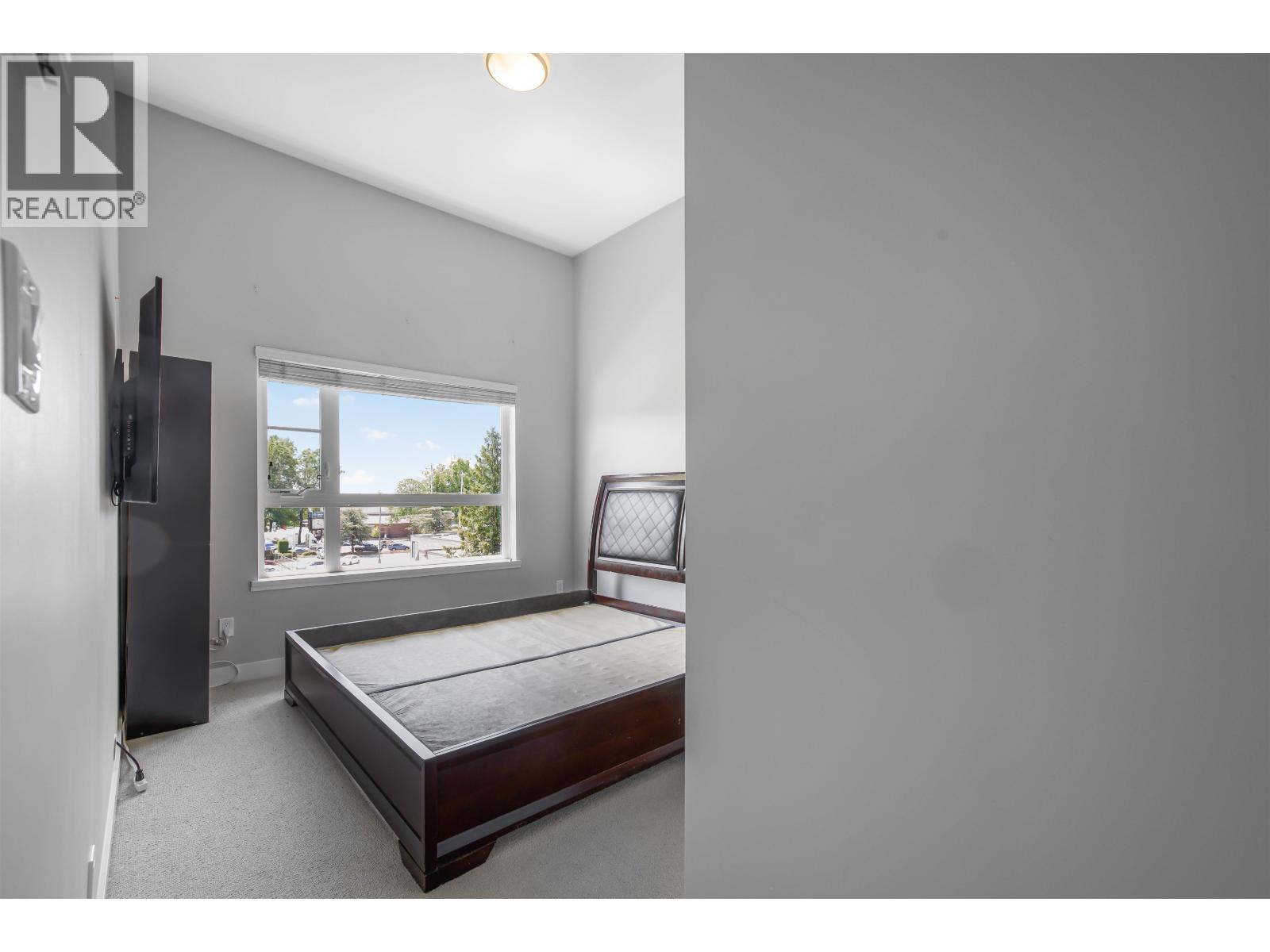 418 12075 Edge Street Property Photo 10