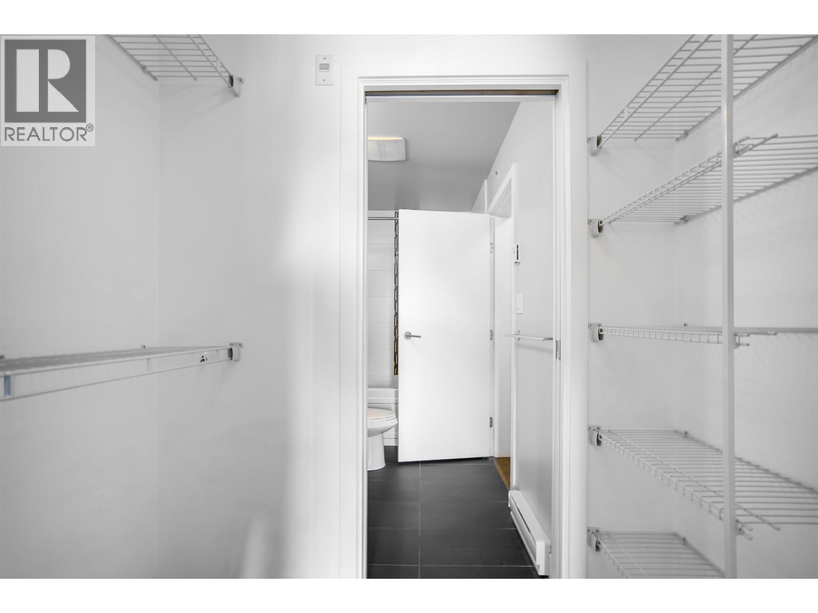 418 12075 Edge Street Property Photo 14