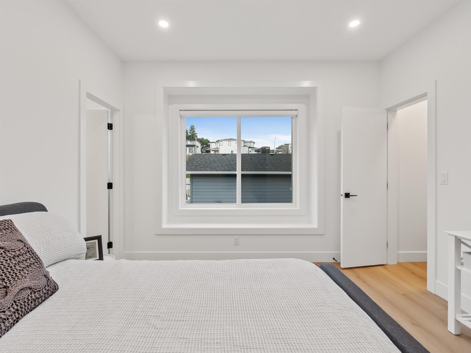 102 16697 16 Avenue Property Photo 23
