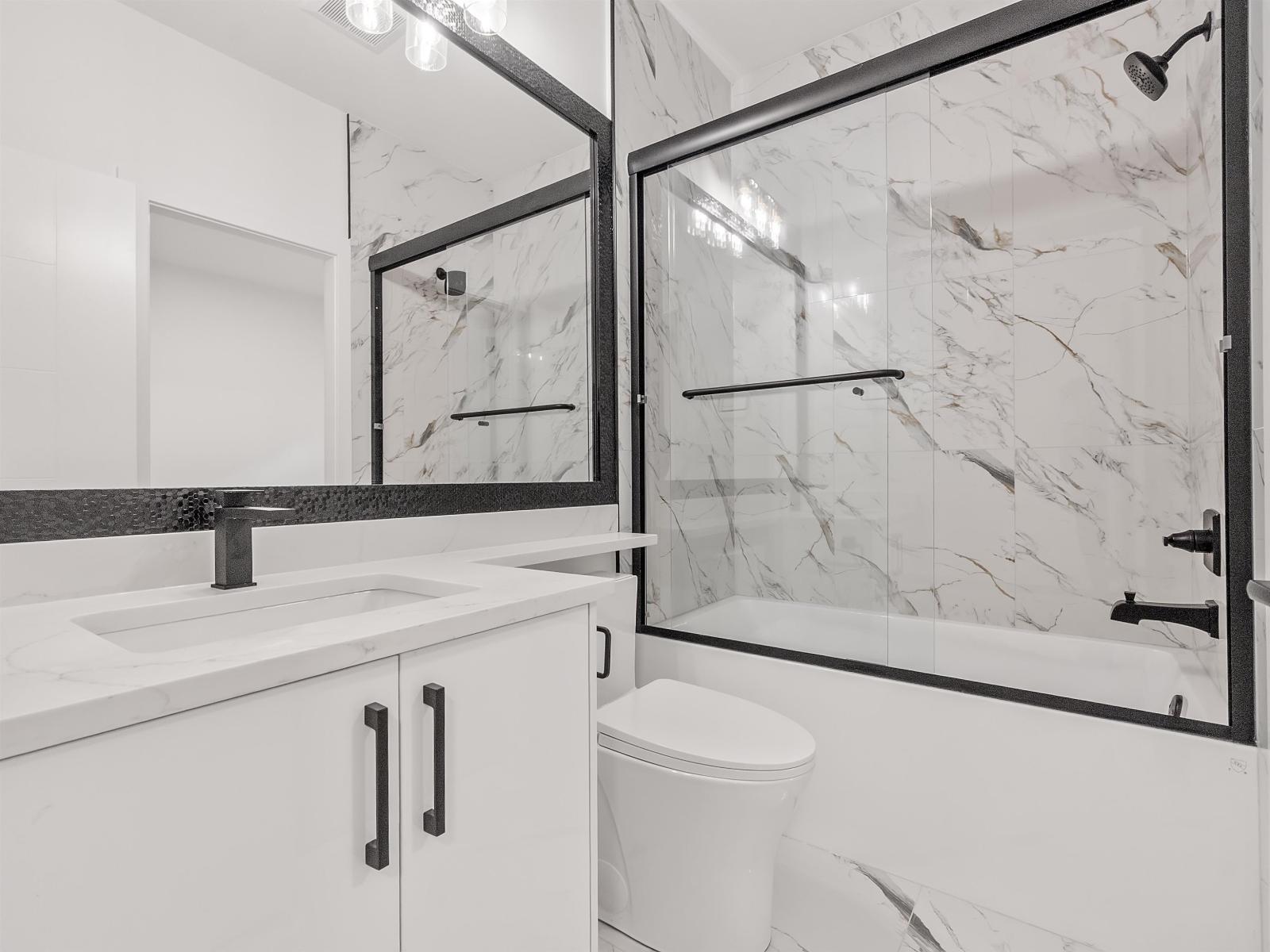 102 16697 16 Avenue Property Photo 28