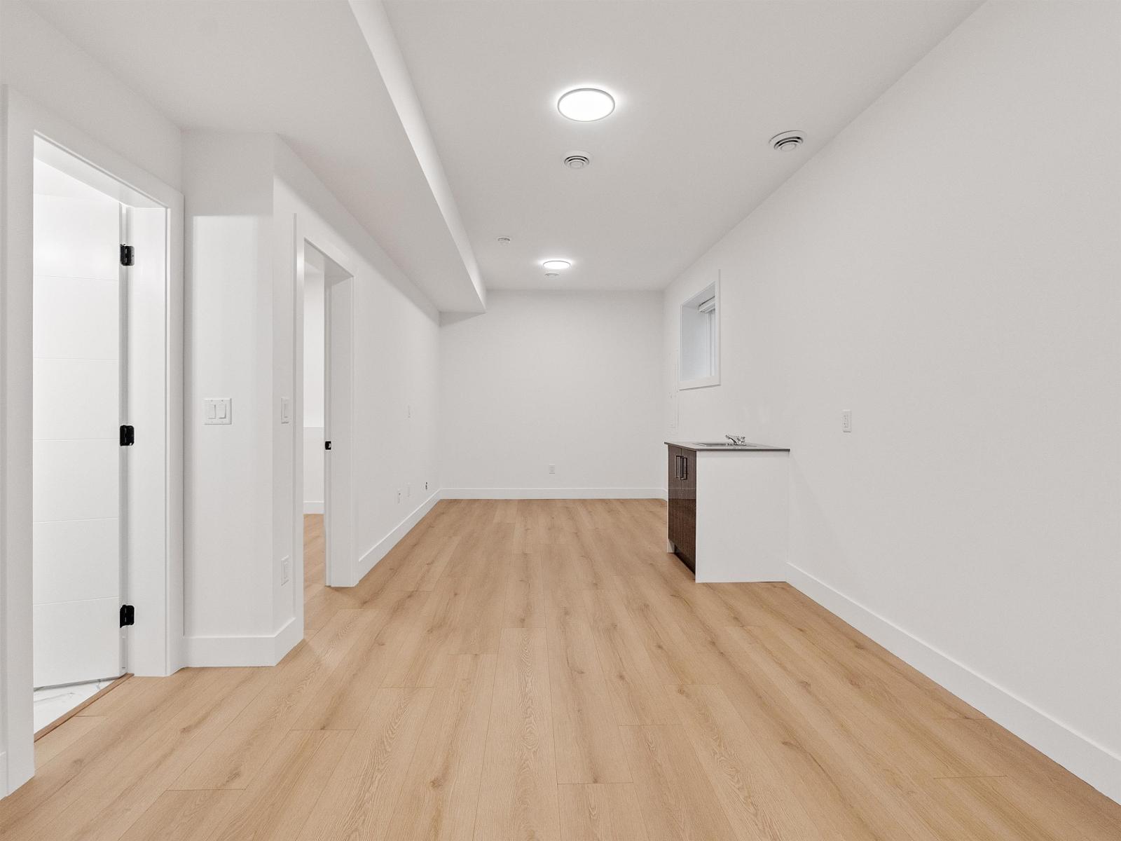 102 16697 16 Avenue Property Photo 32