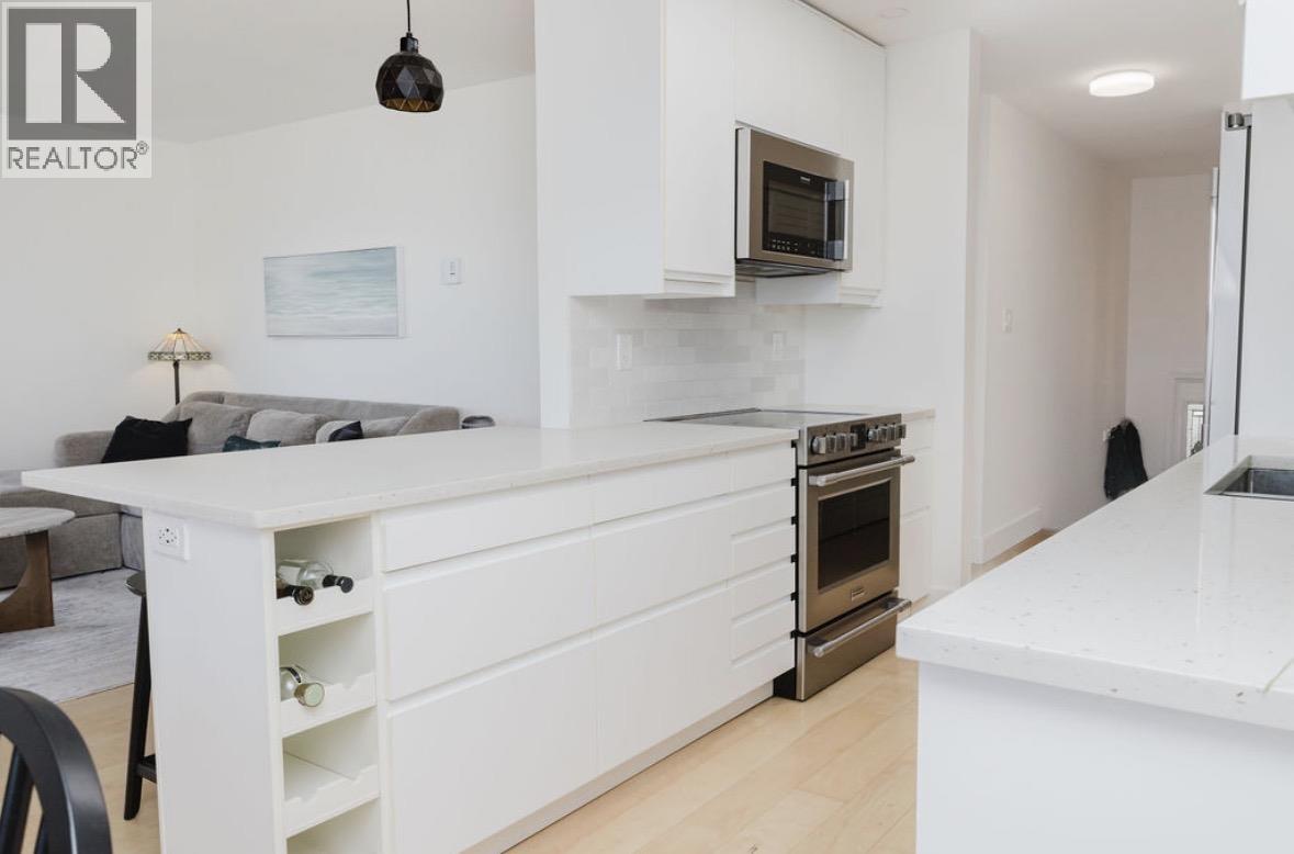 11 694 School Road Property Photo 8