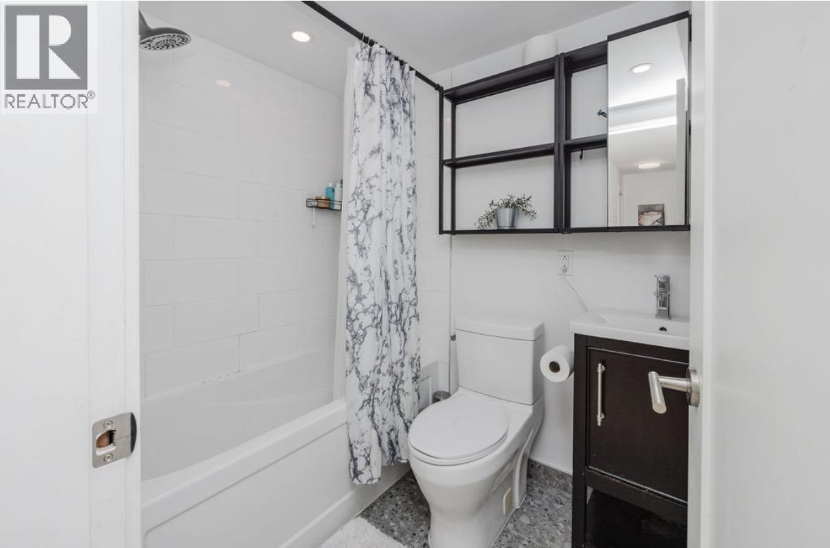 11 694 School Road Property Photo 18