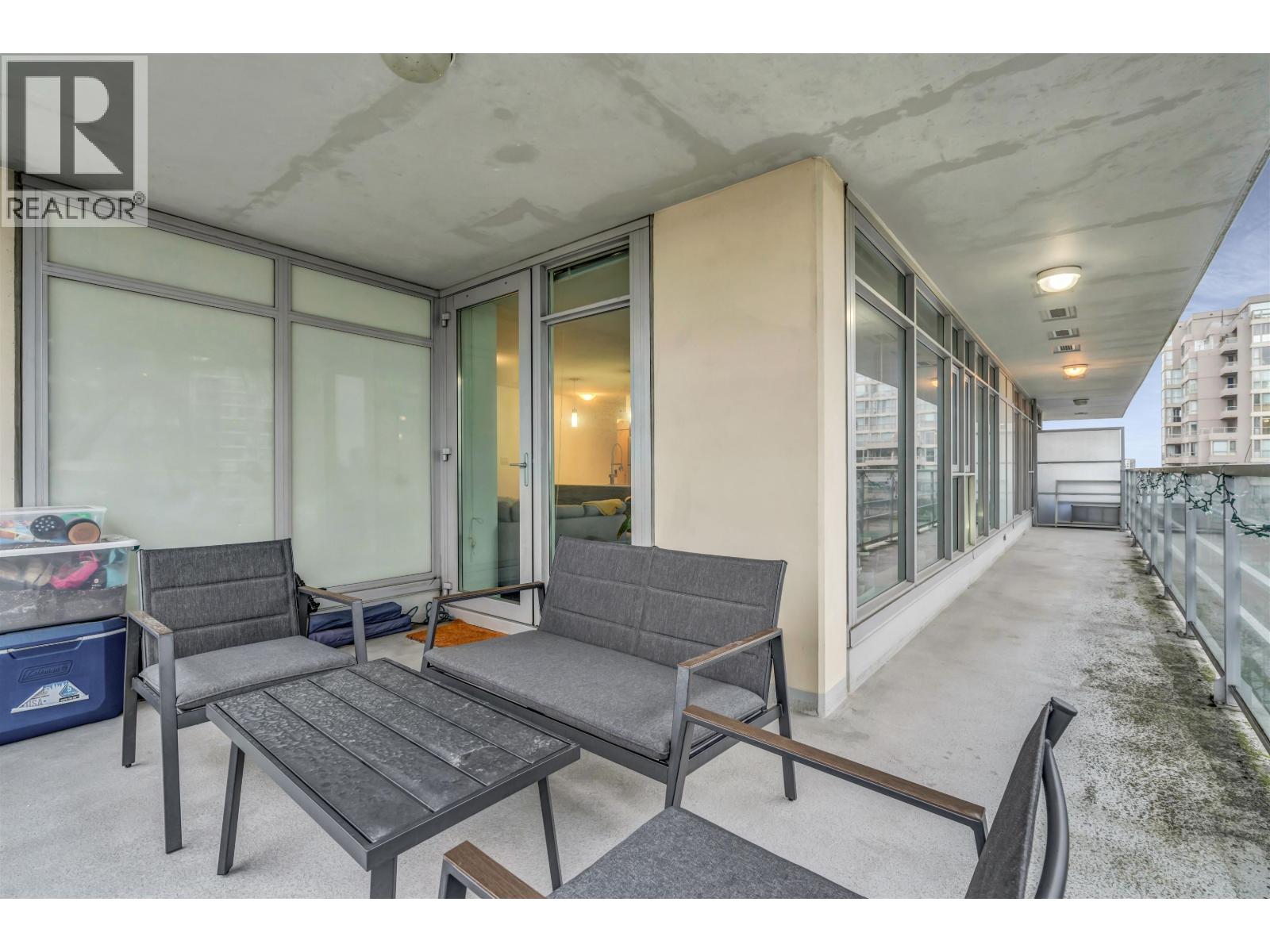 905 8068 Westminster Highway Property Photo 15