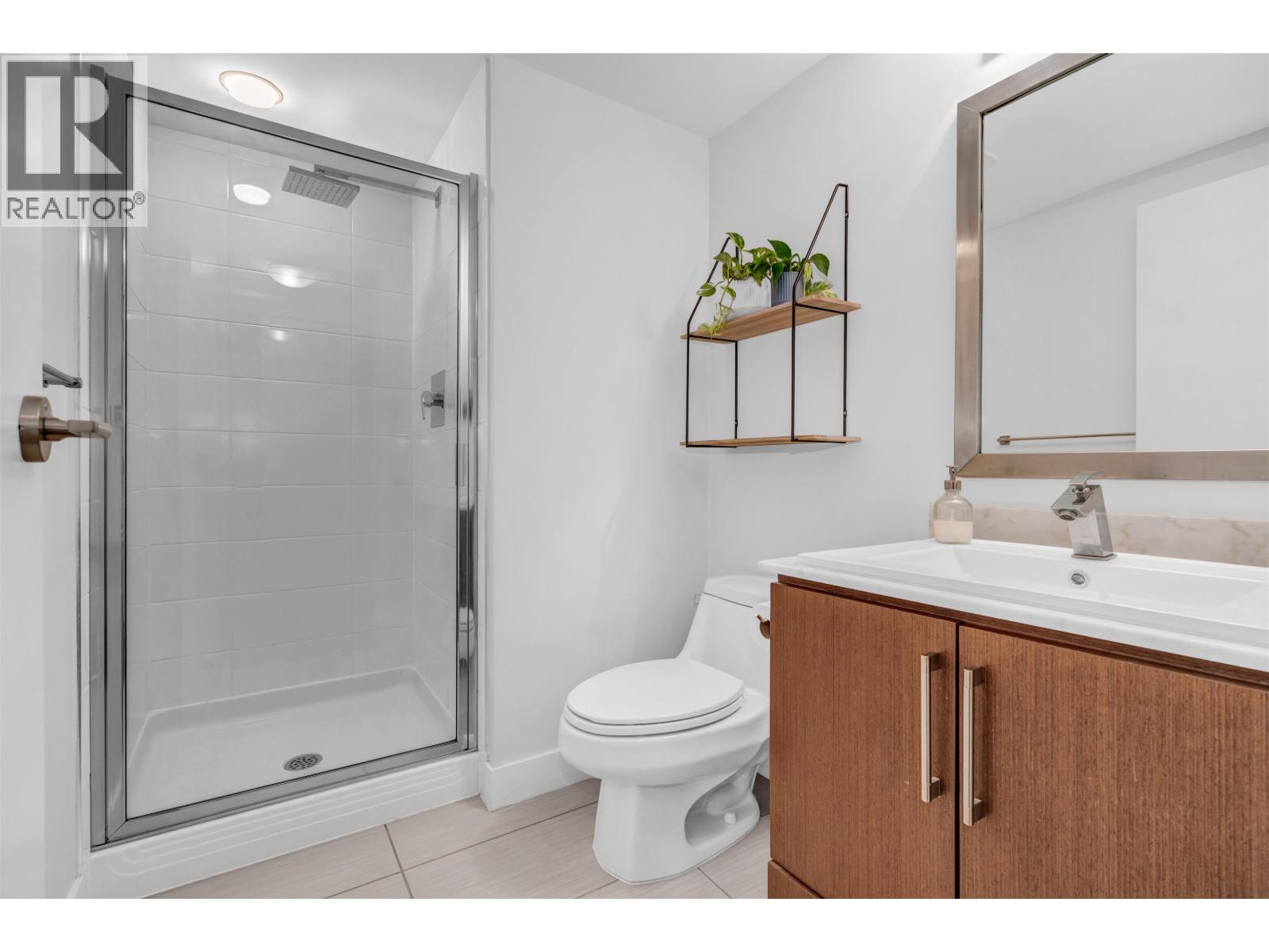 905 8068 Westminster Highway Property Photo 24