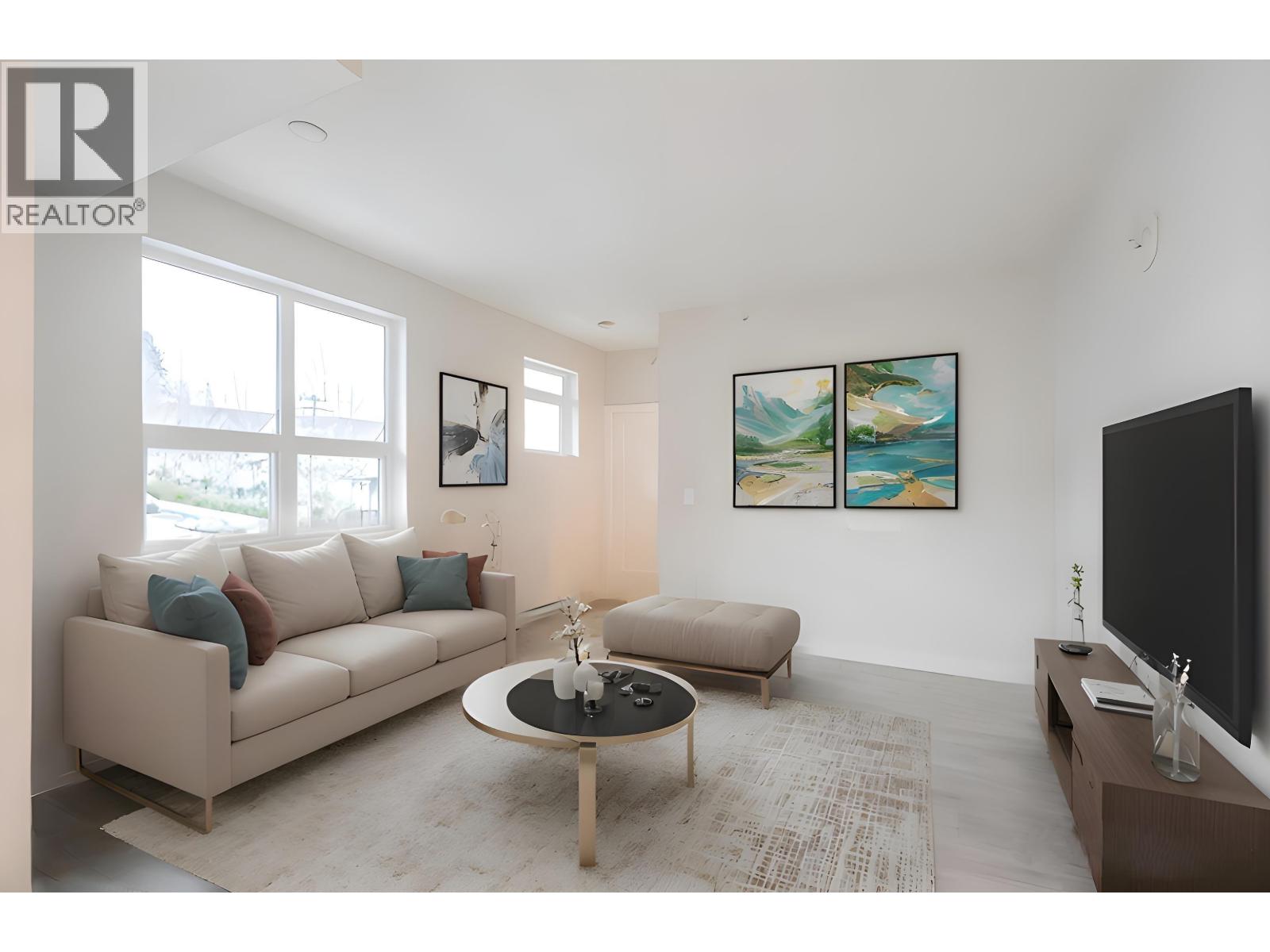 406 5535 Hastings Street Property Photo 3