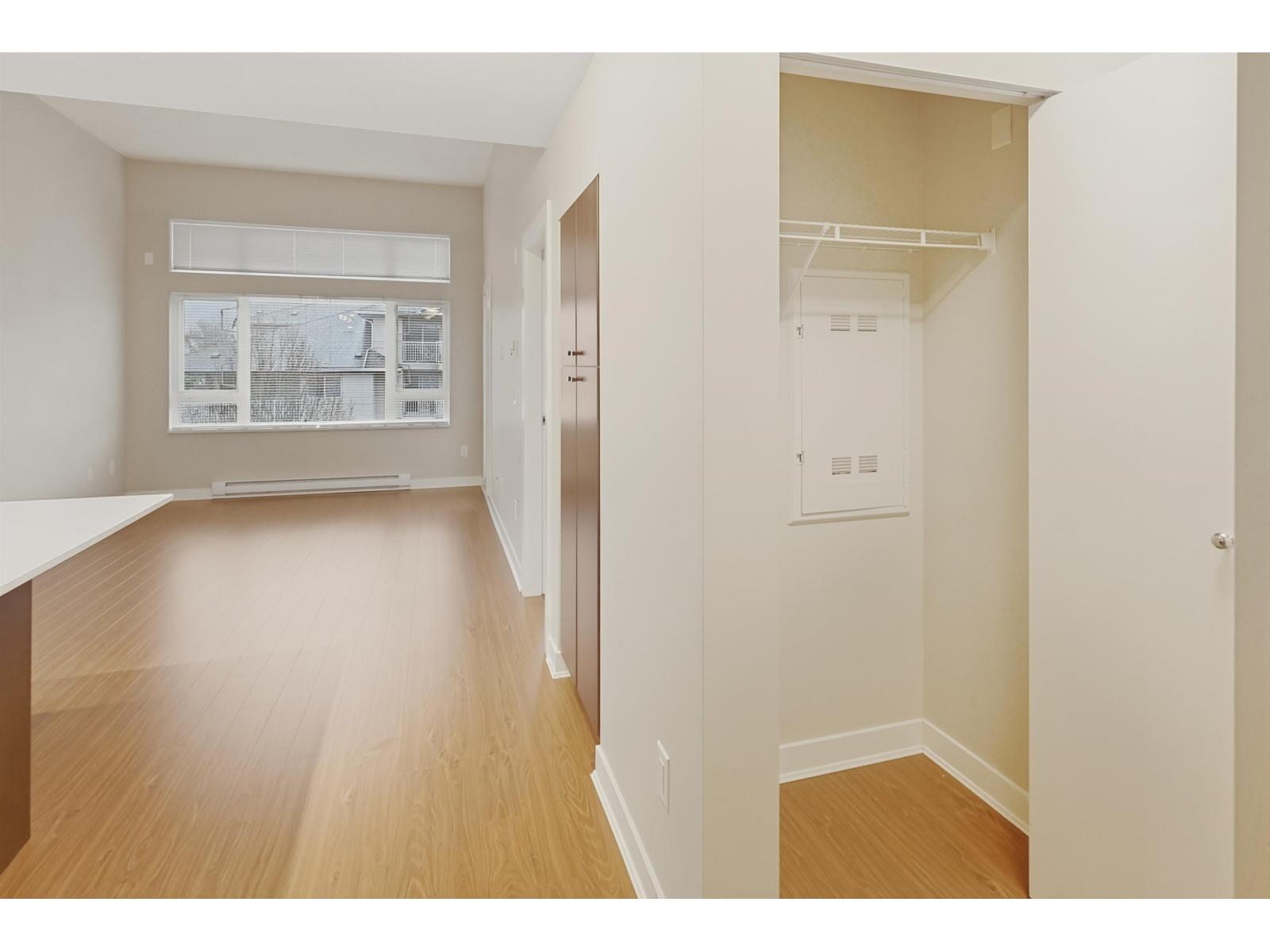 417 13740 75a Avenue Property Photo 6