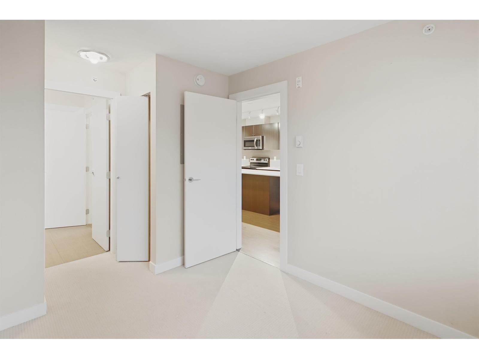 417 13740 75a Avenue Property Photo 8