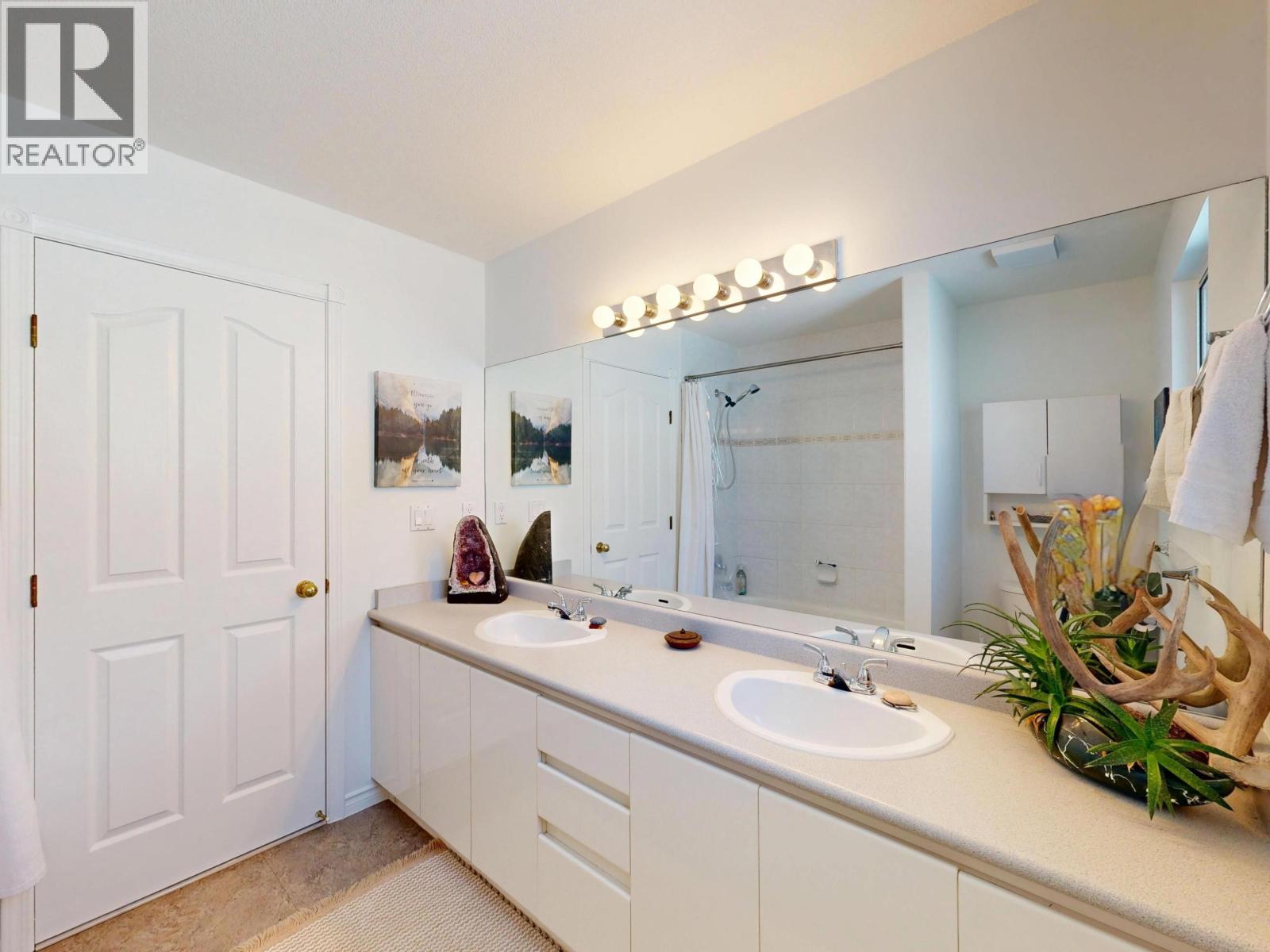 3311 Rakanna Place Property Photo 25