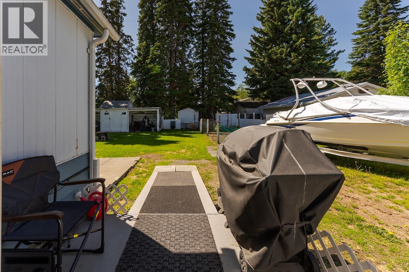 6815 Langer Crescent Property Photo 17