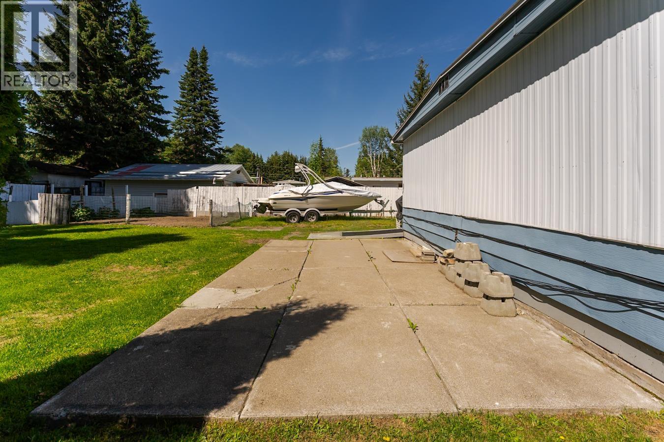 6815 Langer Crescent Property Photo 27