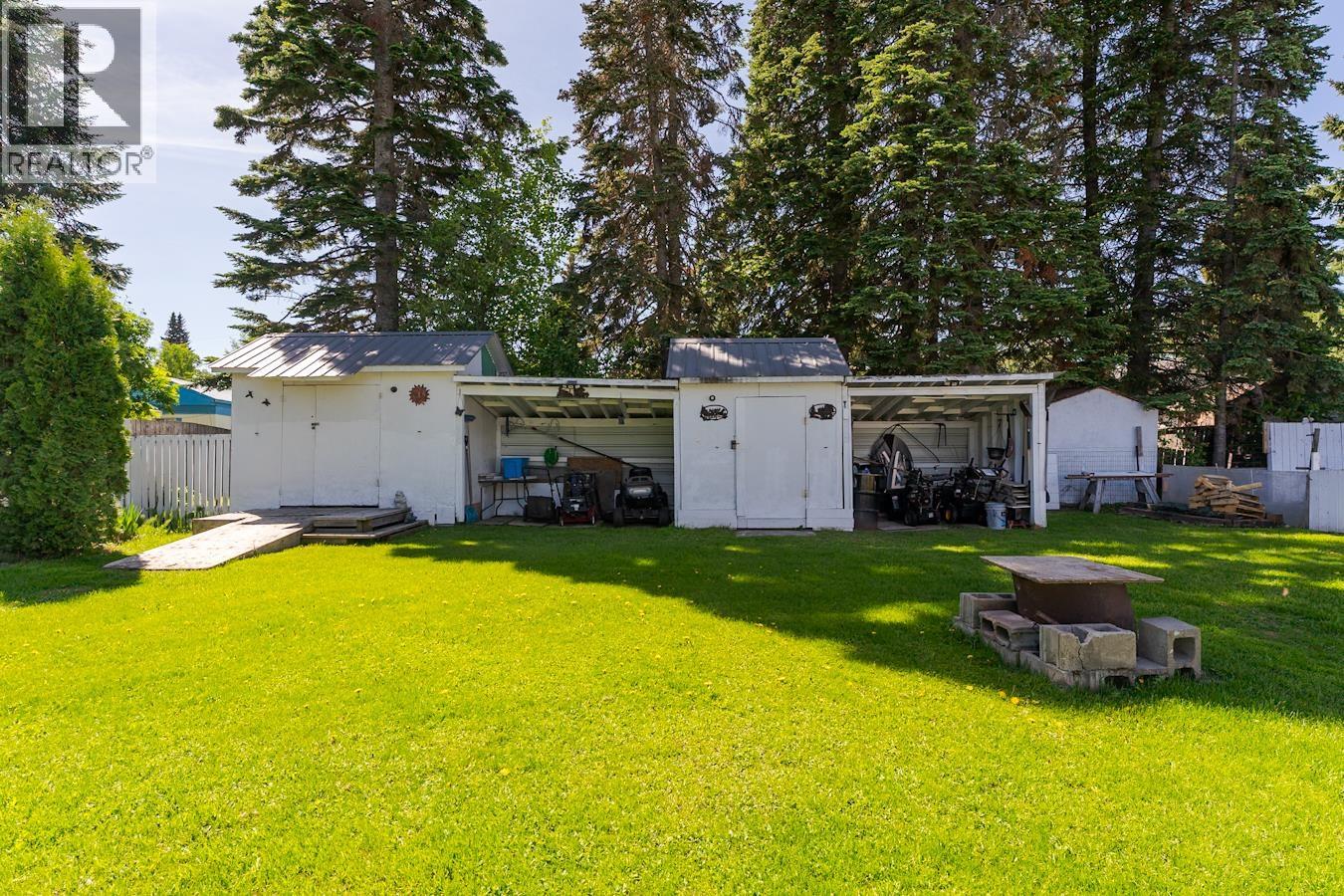 6815 Langer Crescent Property Photo 29