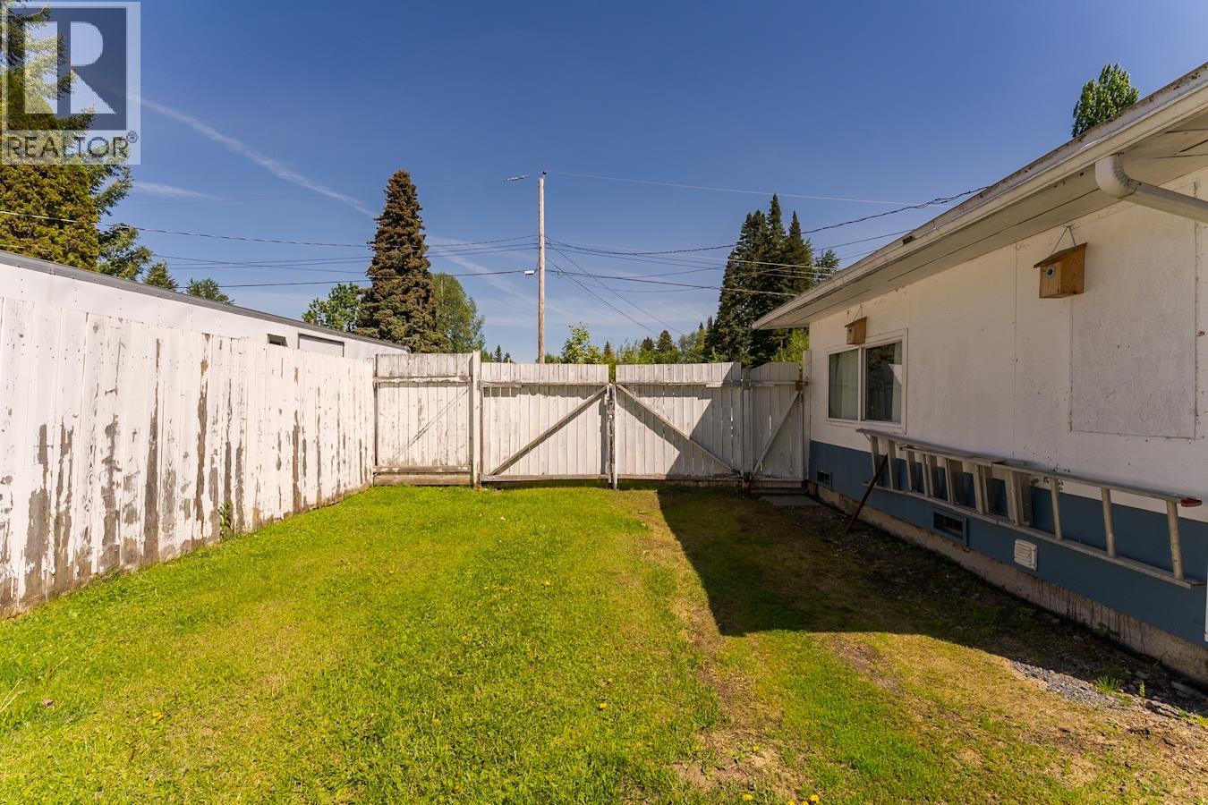 6815 Langer Crescent Property Photo 31
