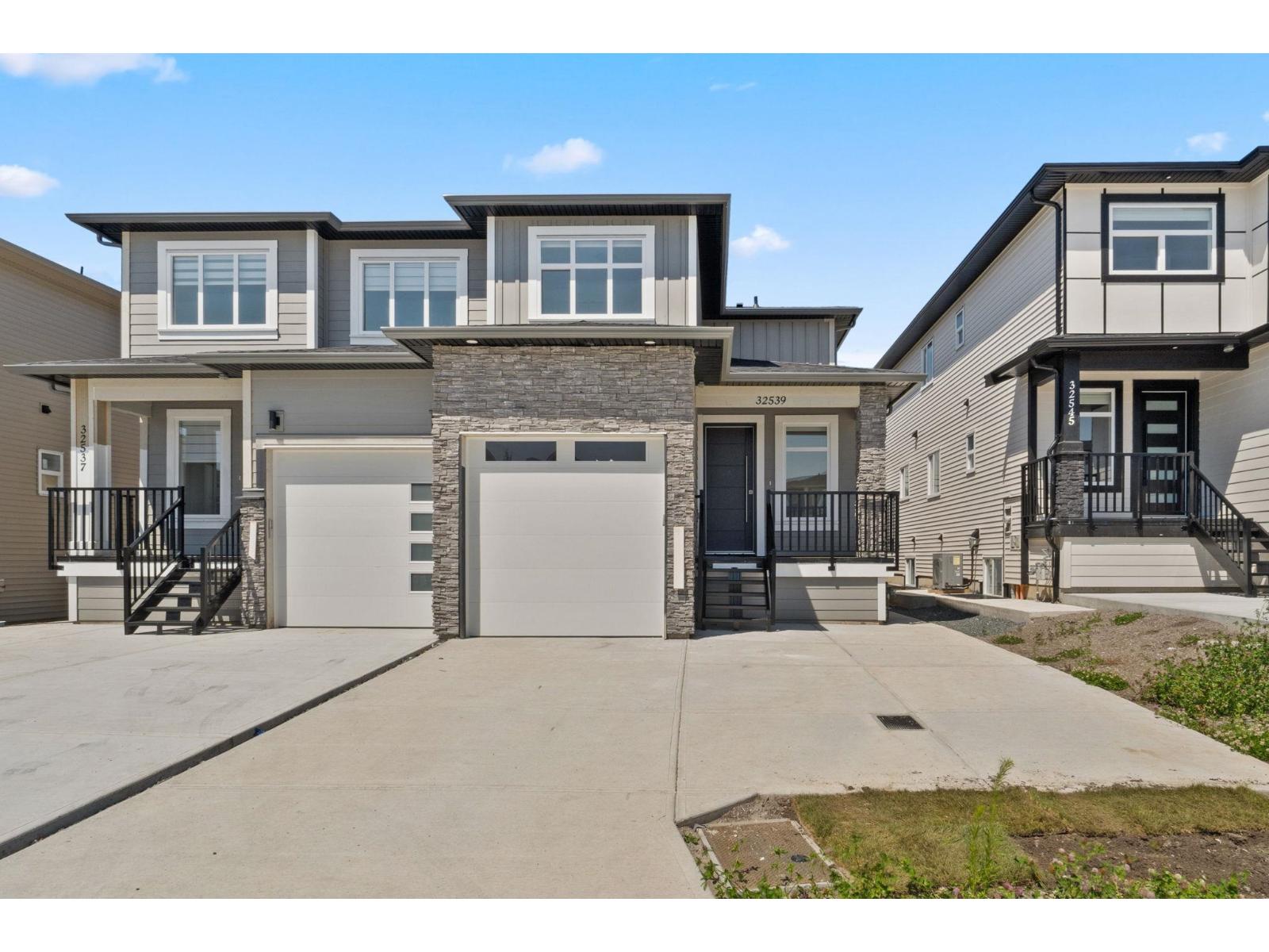 32539 Higginbottom Court Property Photo 1