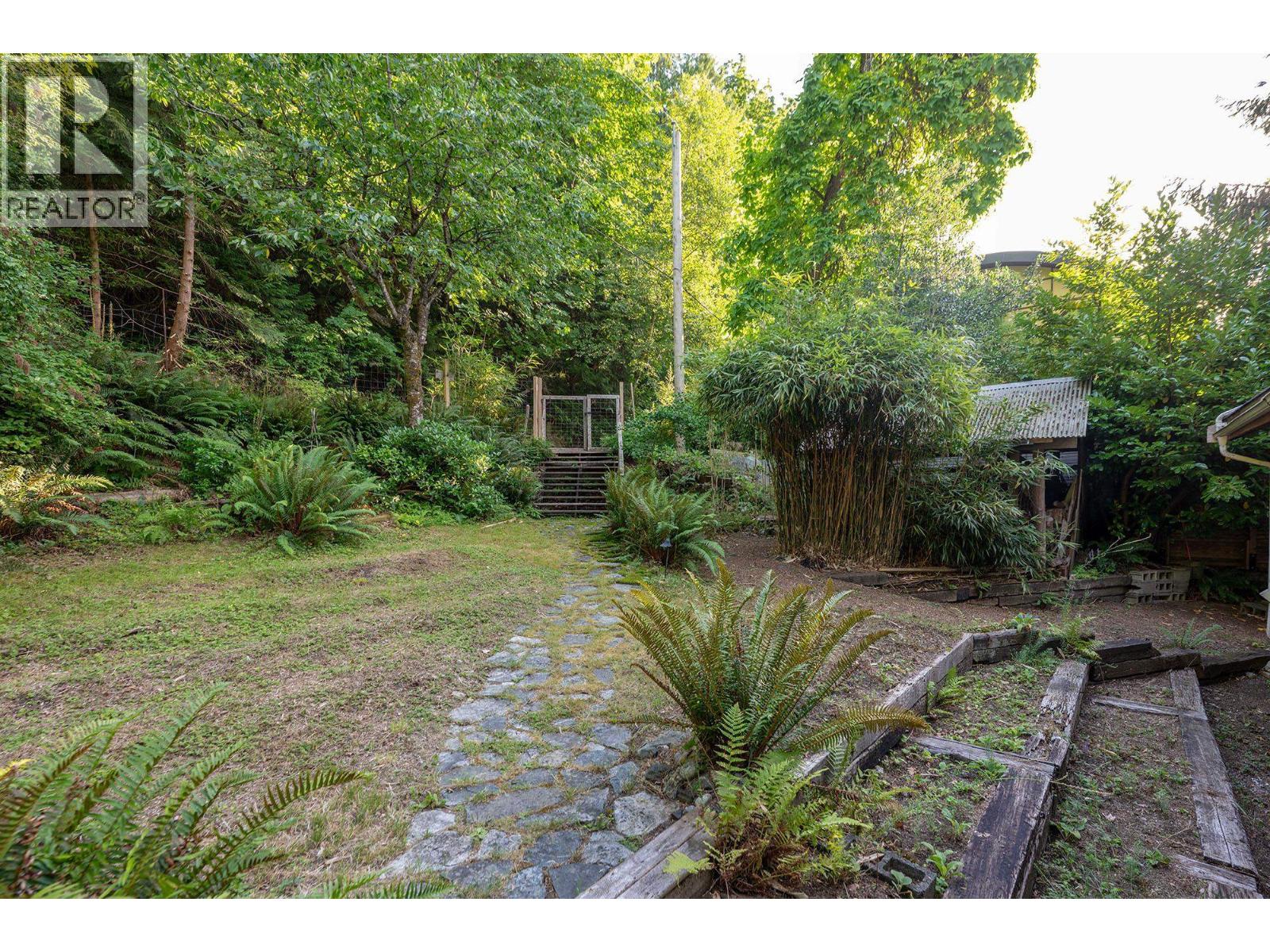 1558 Mount Gardner Road Property Photo 17