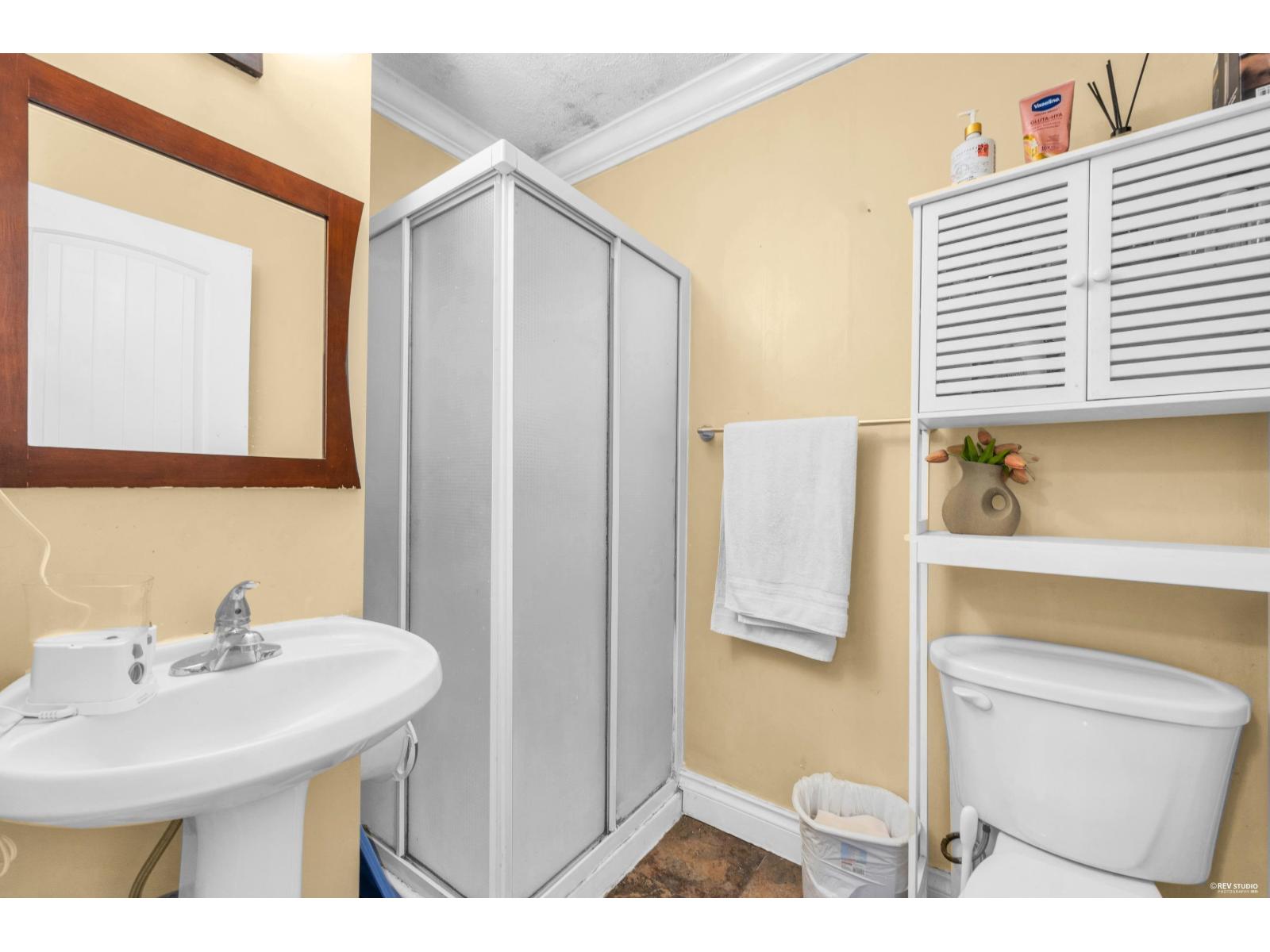 9618 139 Street Property Photo 6