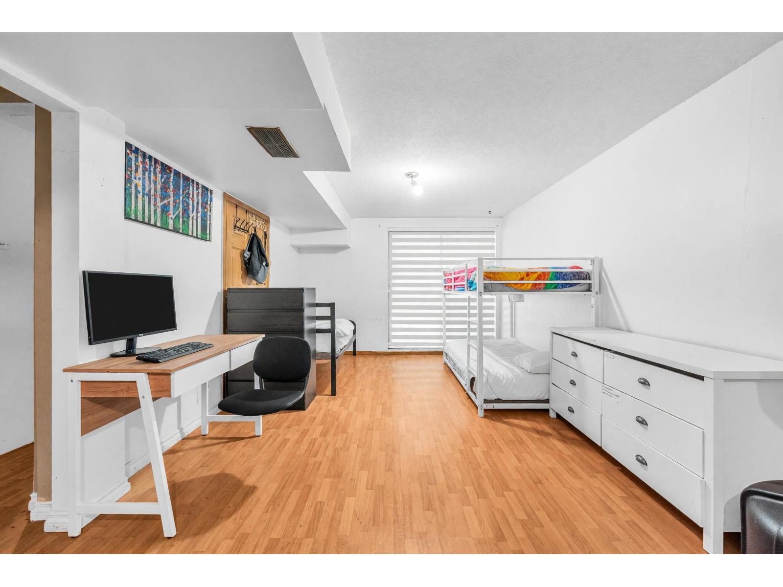 9618 139 Street Property Photo 17