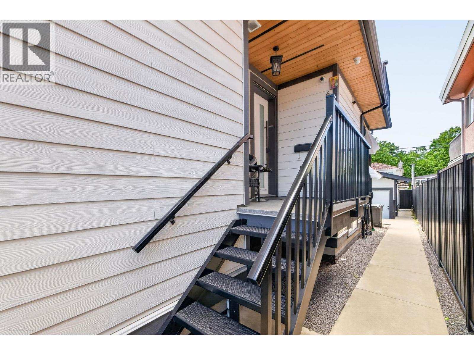 6749 Knight Street Property Photo 37