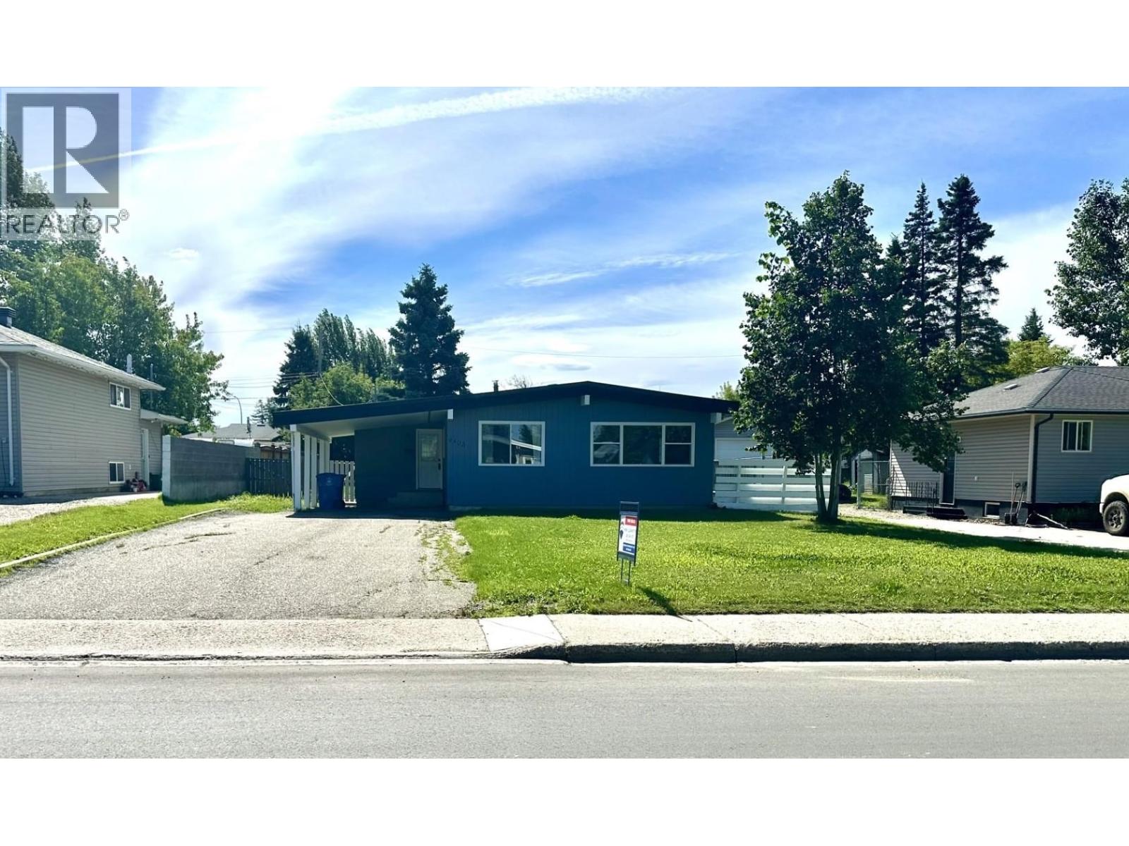 9403 112 Avenue Property Photo 4