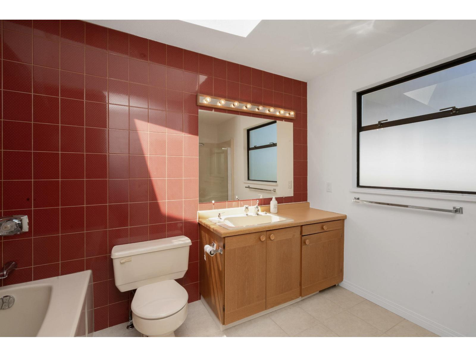 14815 Hardie Avenue Property Photo 34
