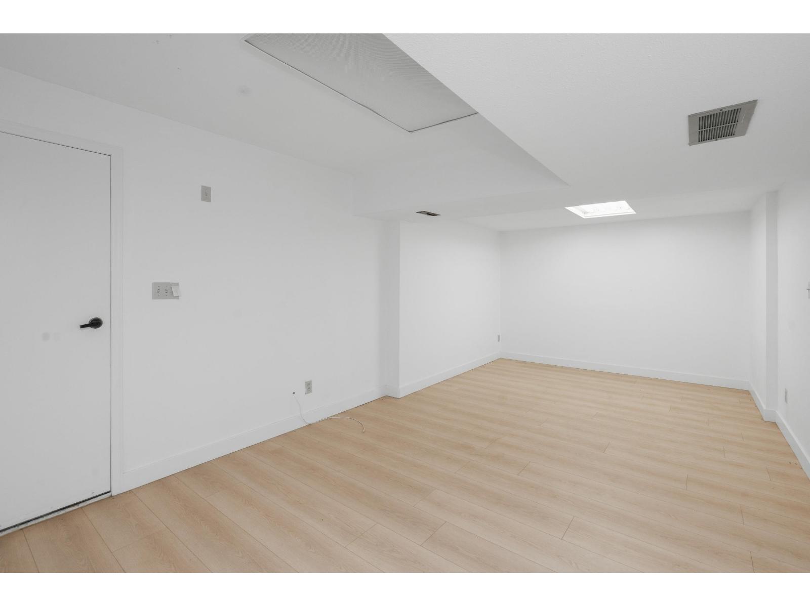 14815 Hardie Avenue Property Photo 39
