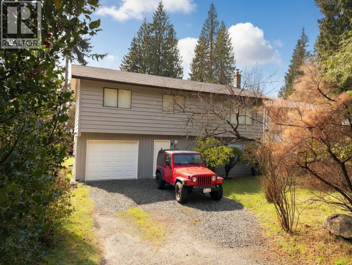 811 REED ROAD Property Photo 1